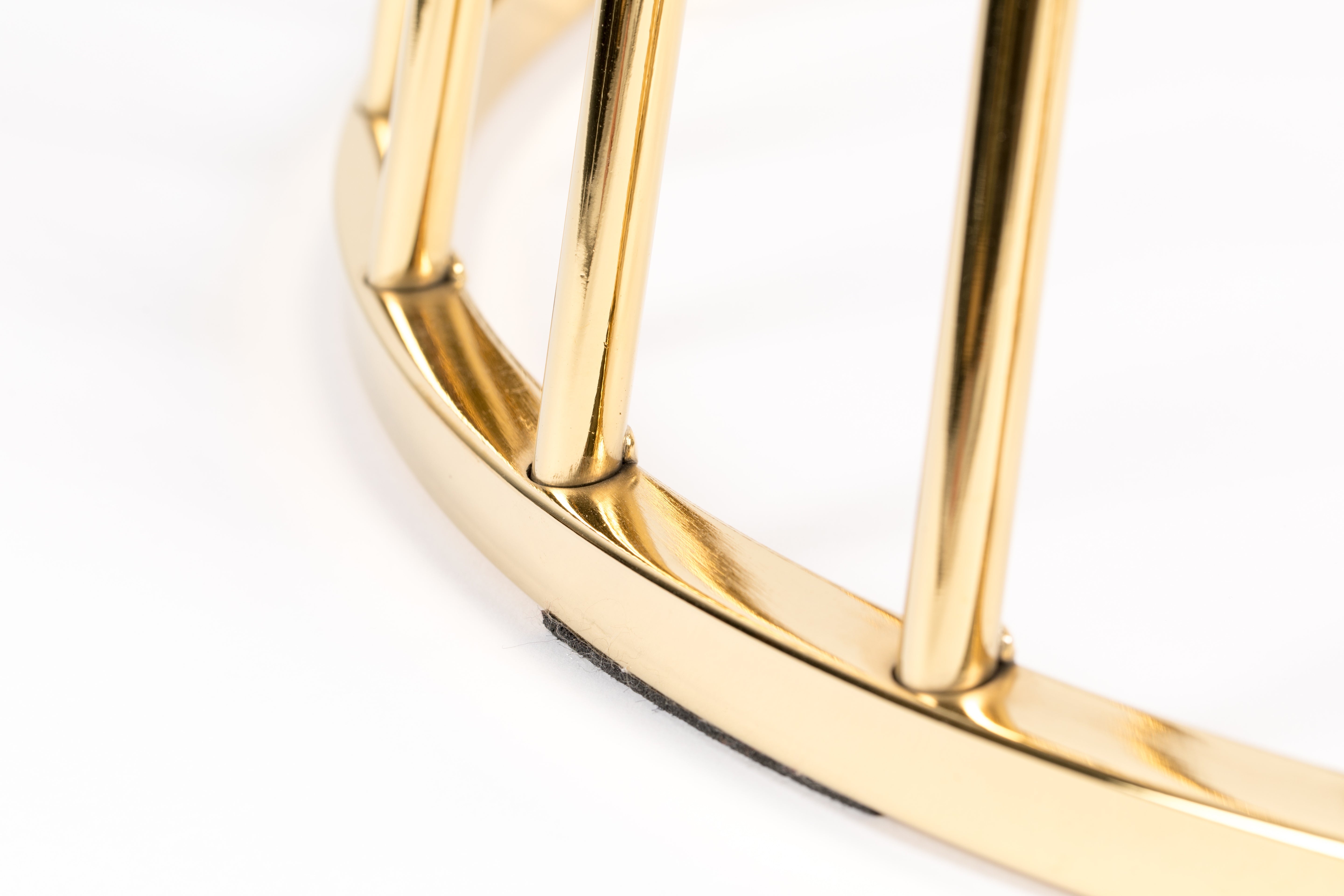 Ronde tafel FLORIS zwart glas met gouden voet