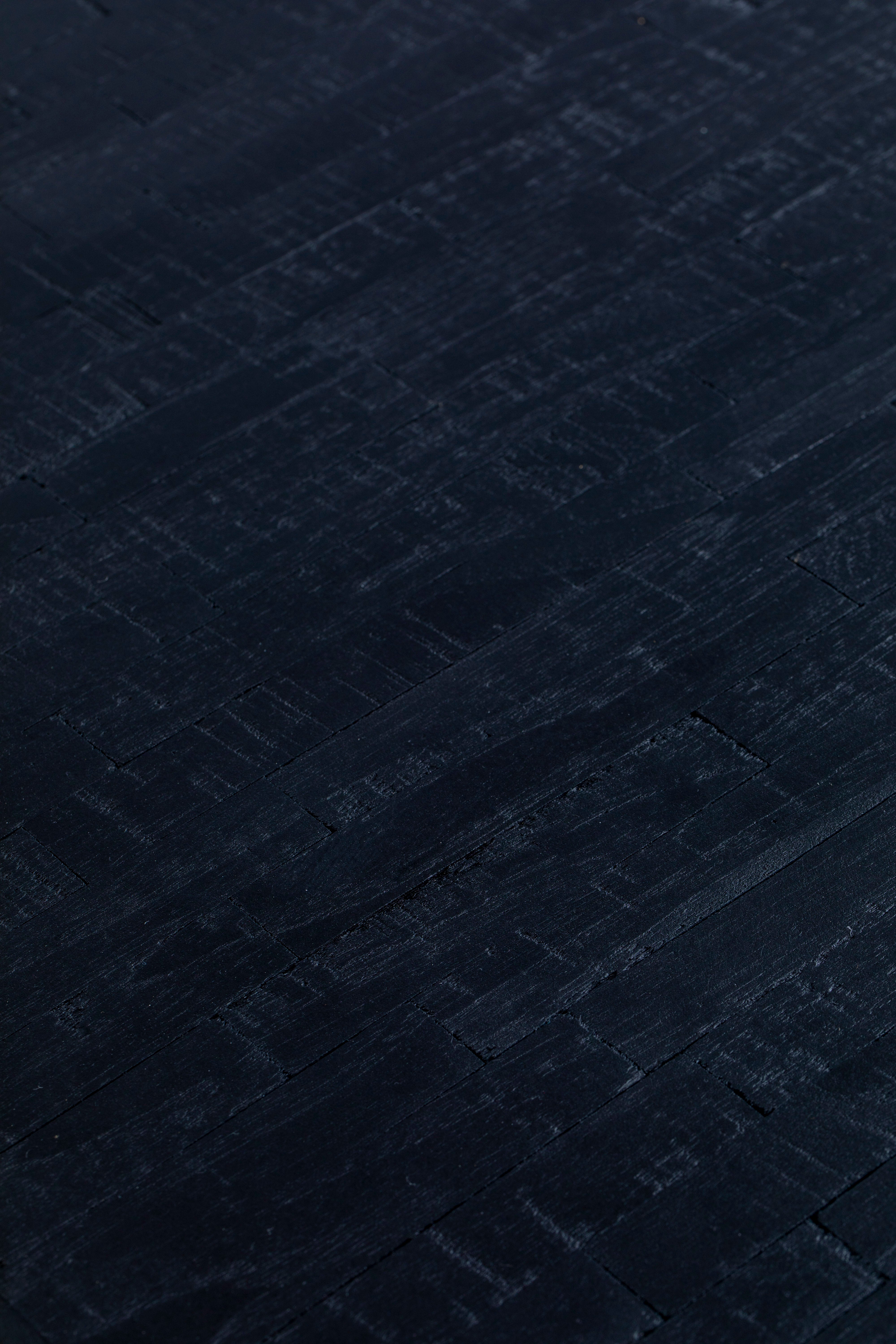 Stół okrągły MO czarne drewno tekowe