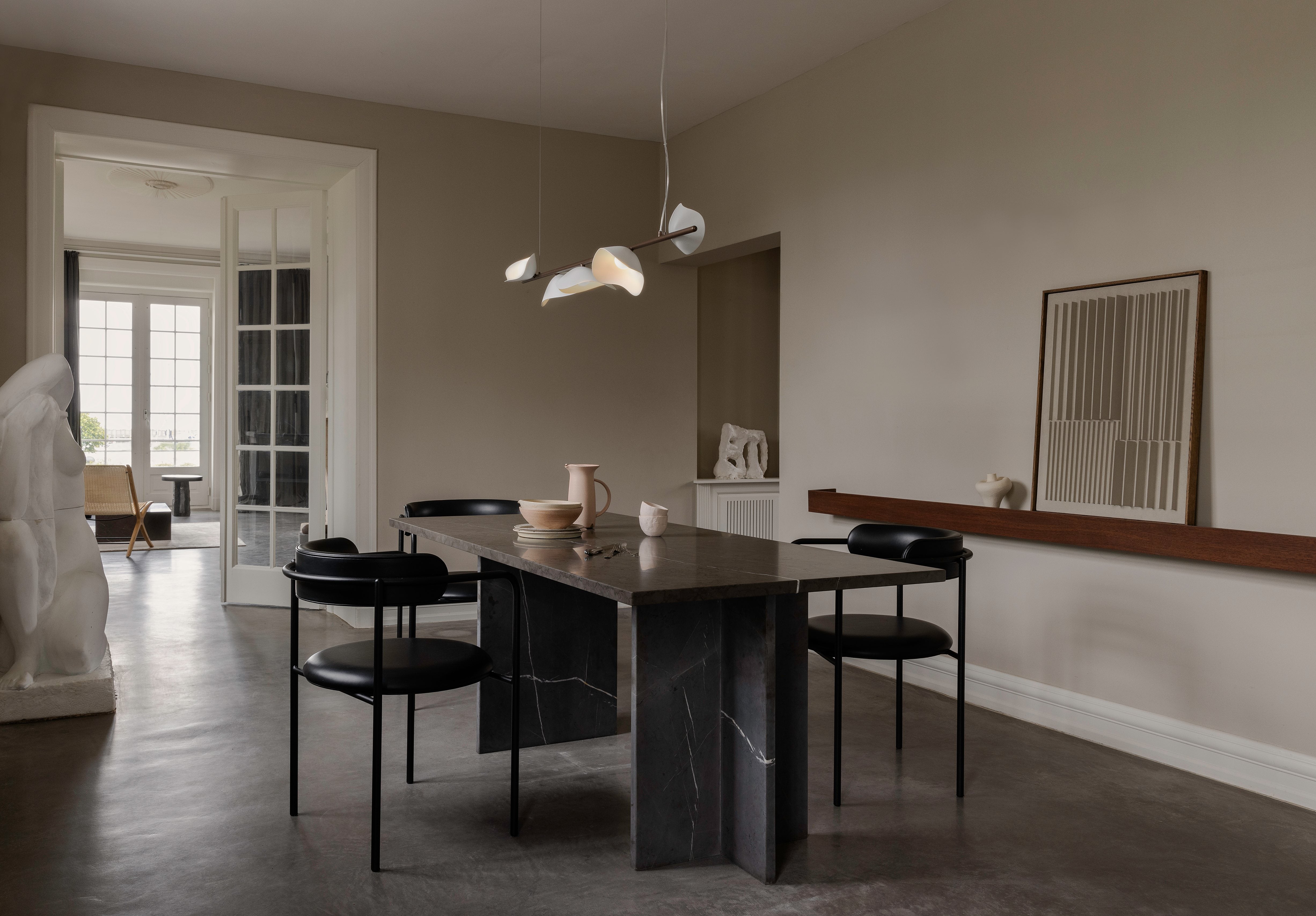 Lampa wisząca FLORII 5 ciemnobrązowy z białym – Nuura