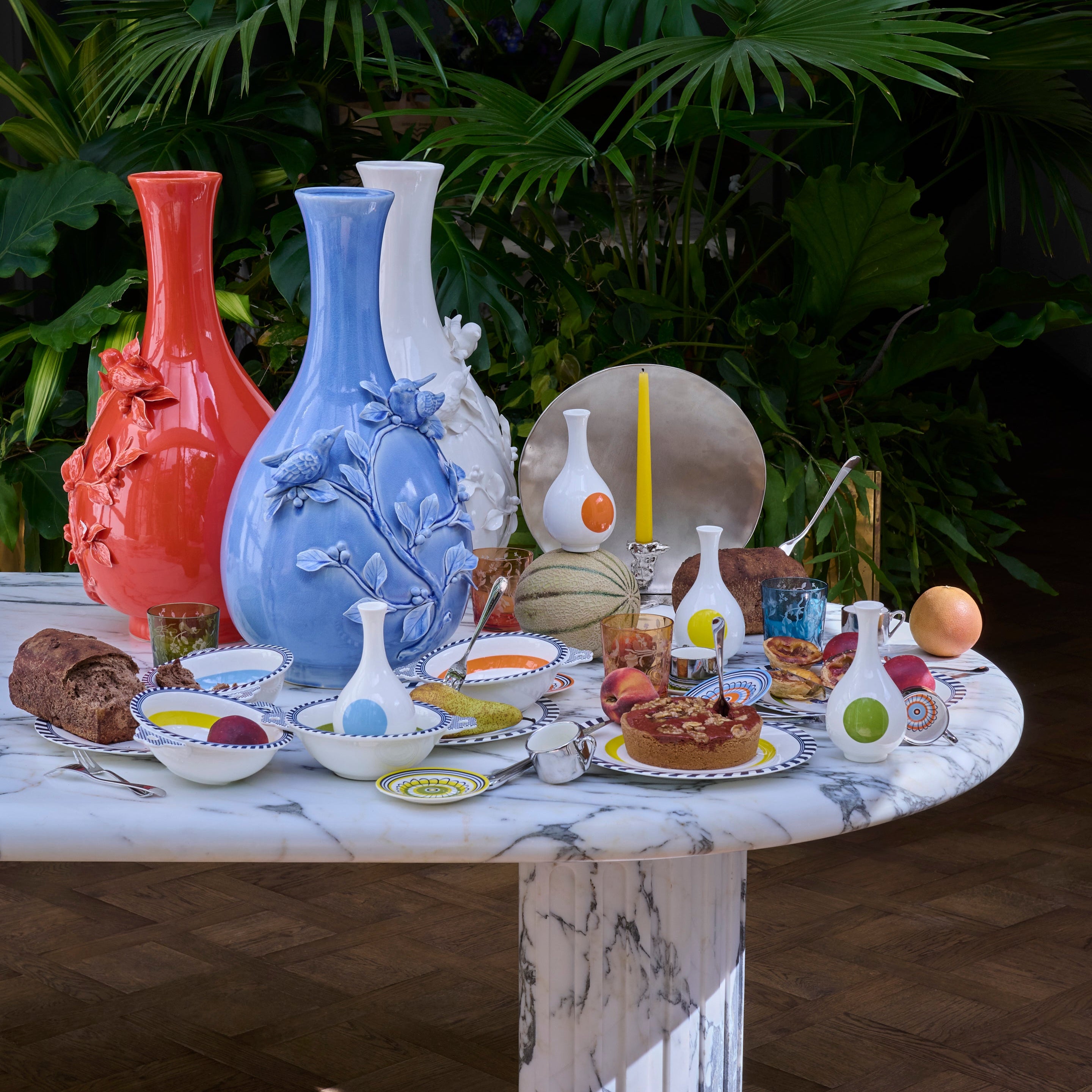 Set van glazen GESTROOIDE BLOEMEN blauw met gezandstraald patroon