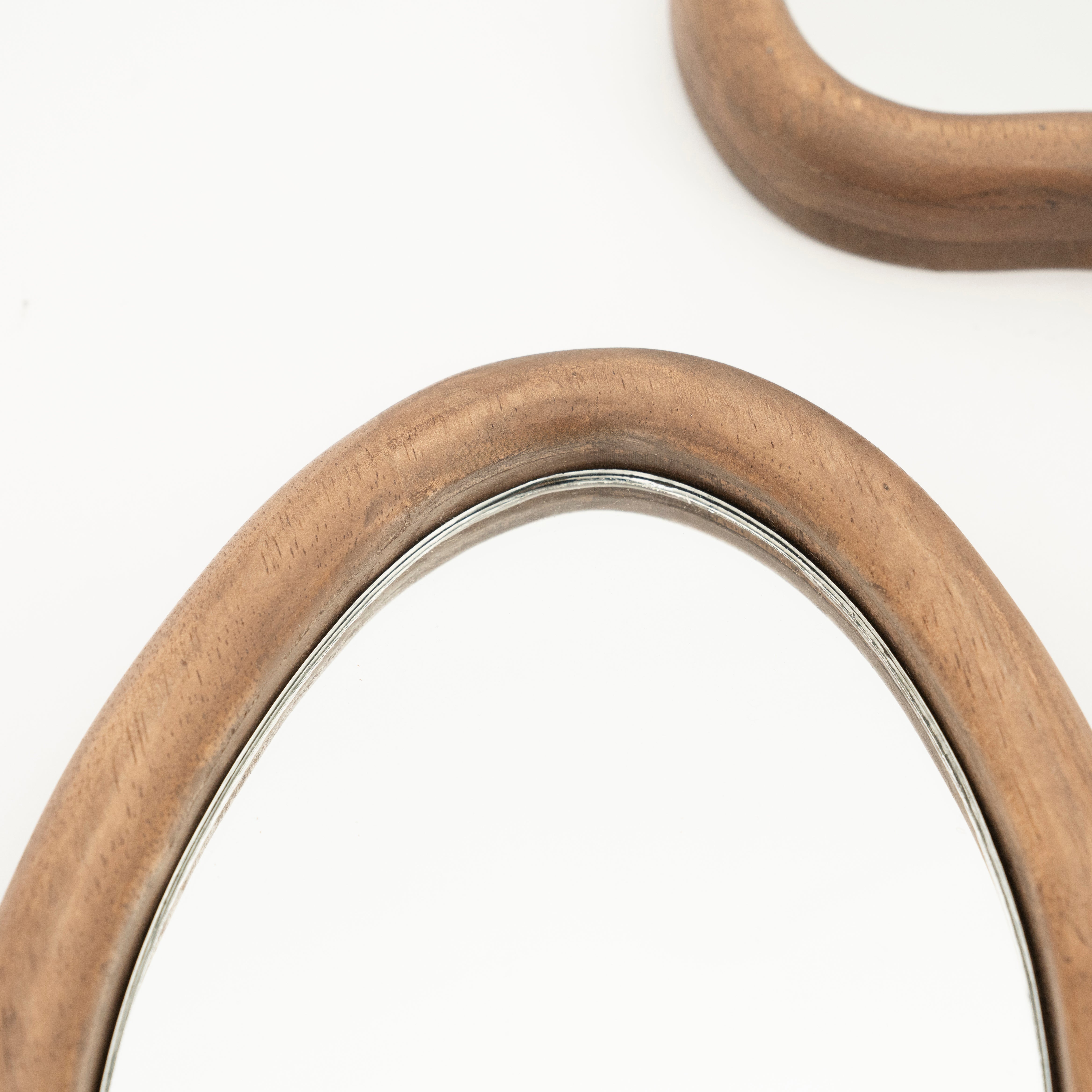 AKIRO Mirror Set Rubberwood