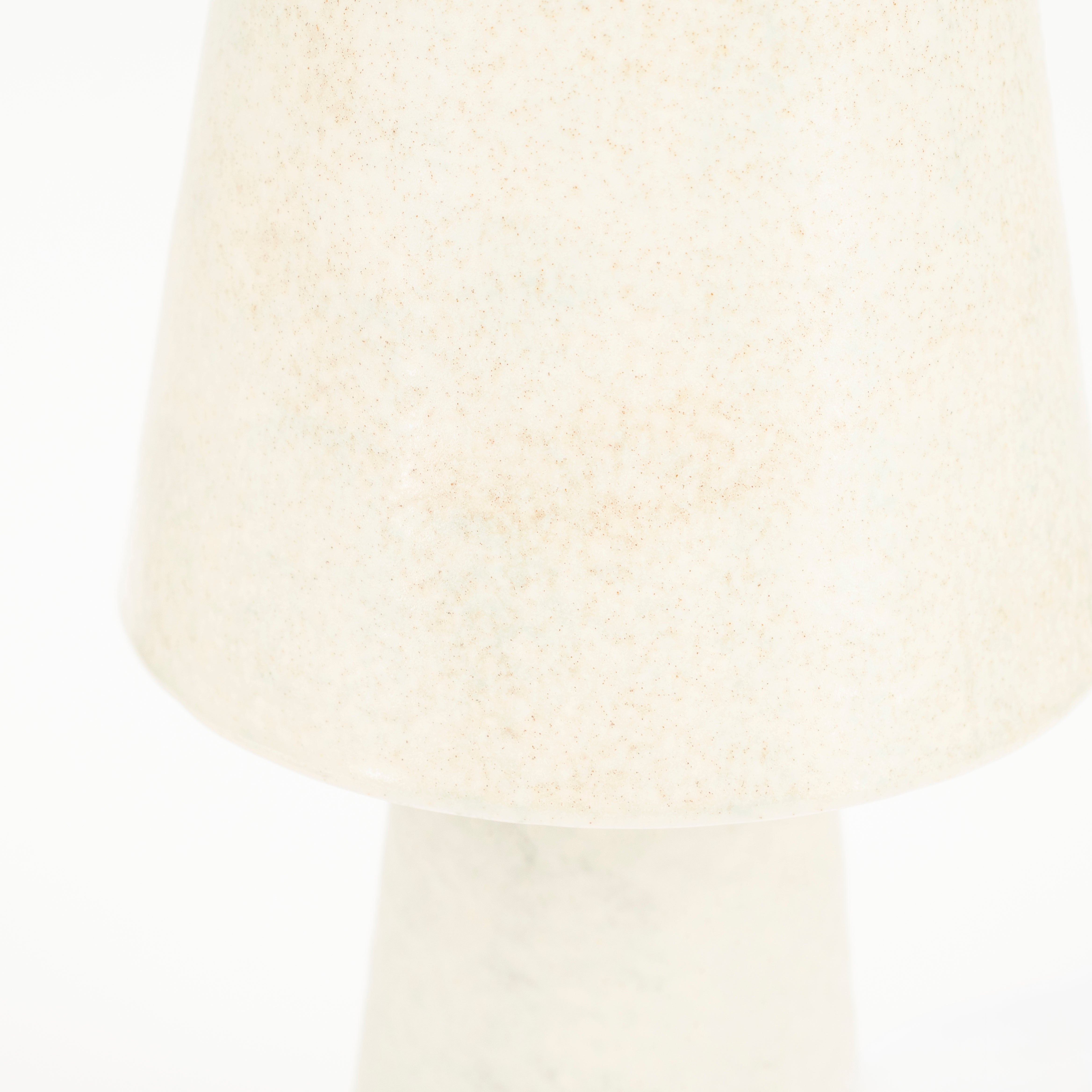 CLAYTON cream table lamp