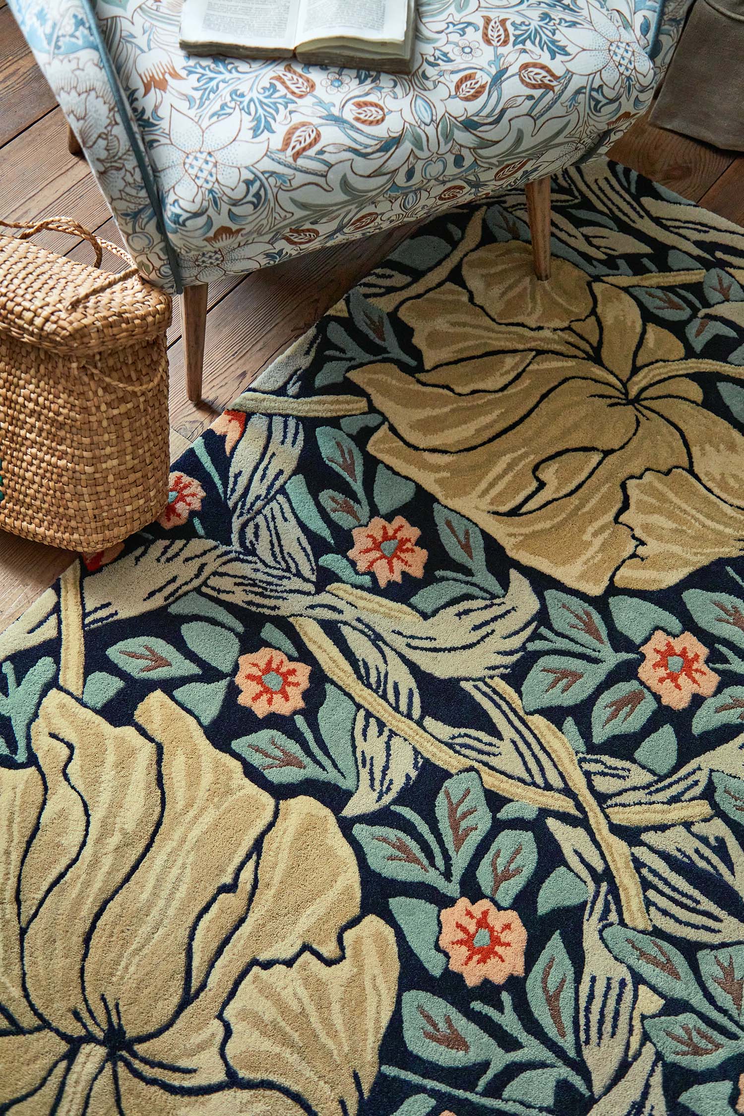 PIMPERNEL INDIGO Teppich blau und gelb 