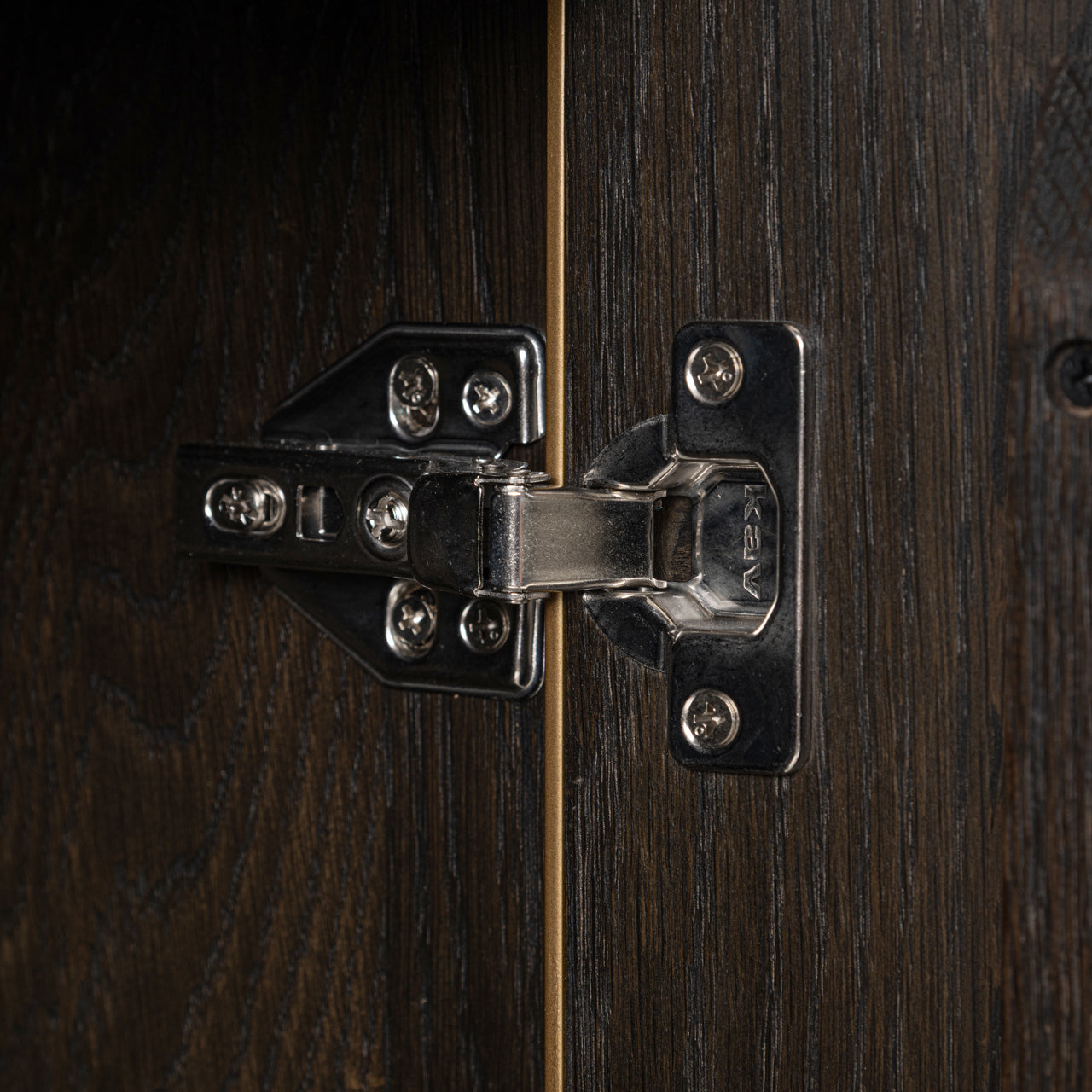 CARTER oak veneer shelf with a gold frame