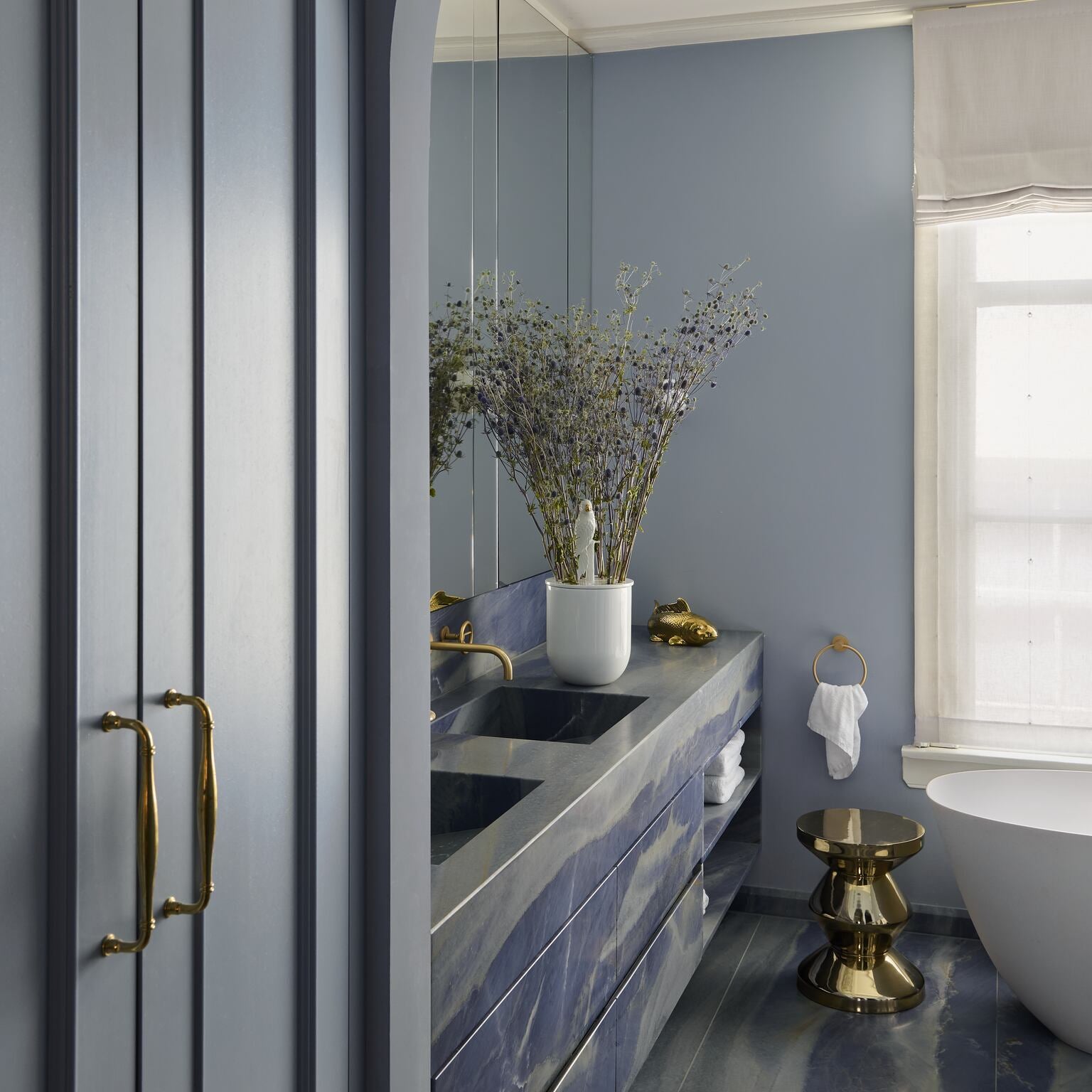 ZIG ZAG METAL Stool Gold