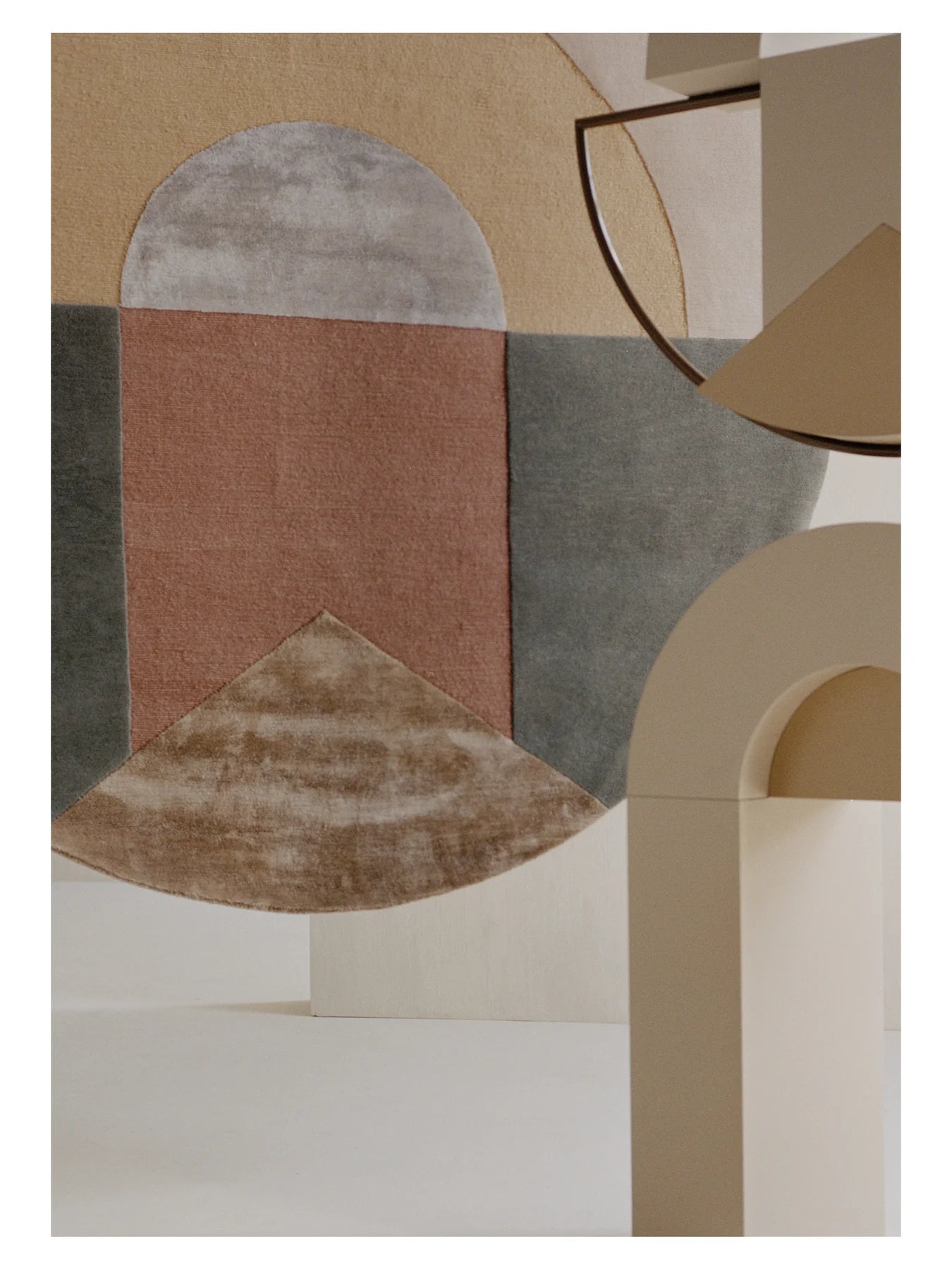 Round rug SERAPHIC SUN yellow with green