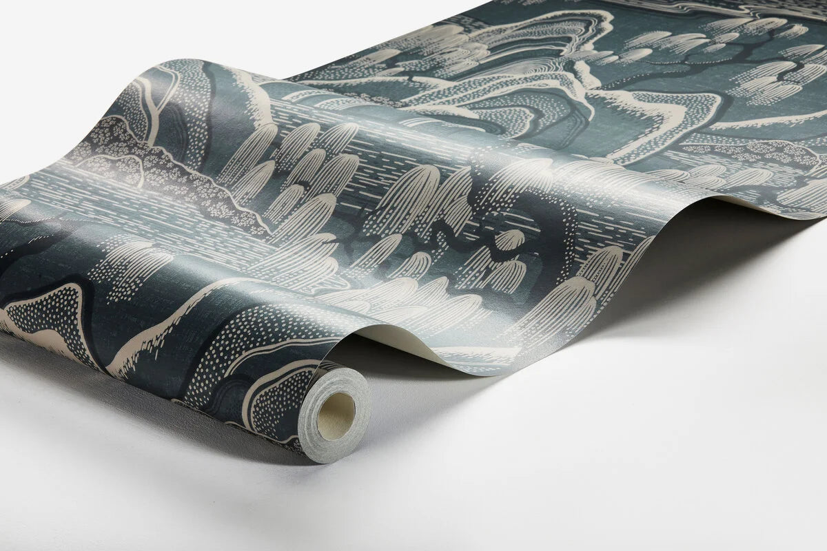 Vliesbehang met landschap INDIGO GARDEN marineblauw met beige