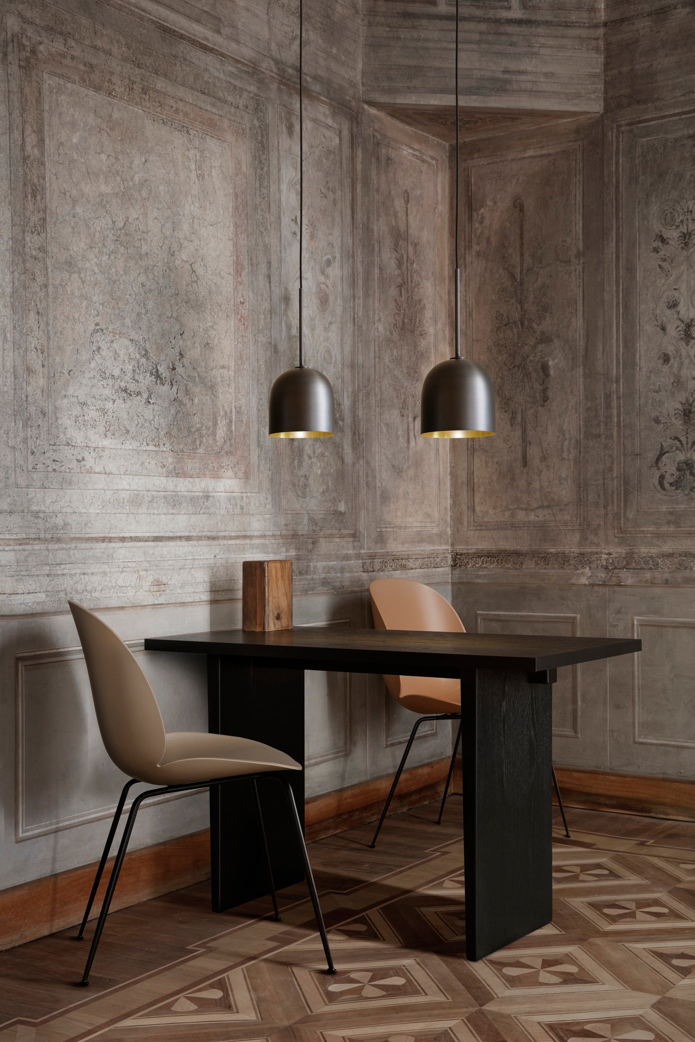 PRIVATE desk black oak veneer