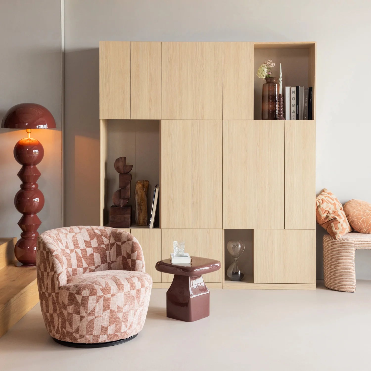 Zijtafel LOVA bordeaux