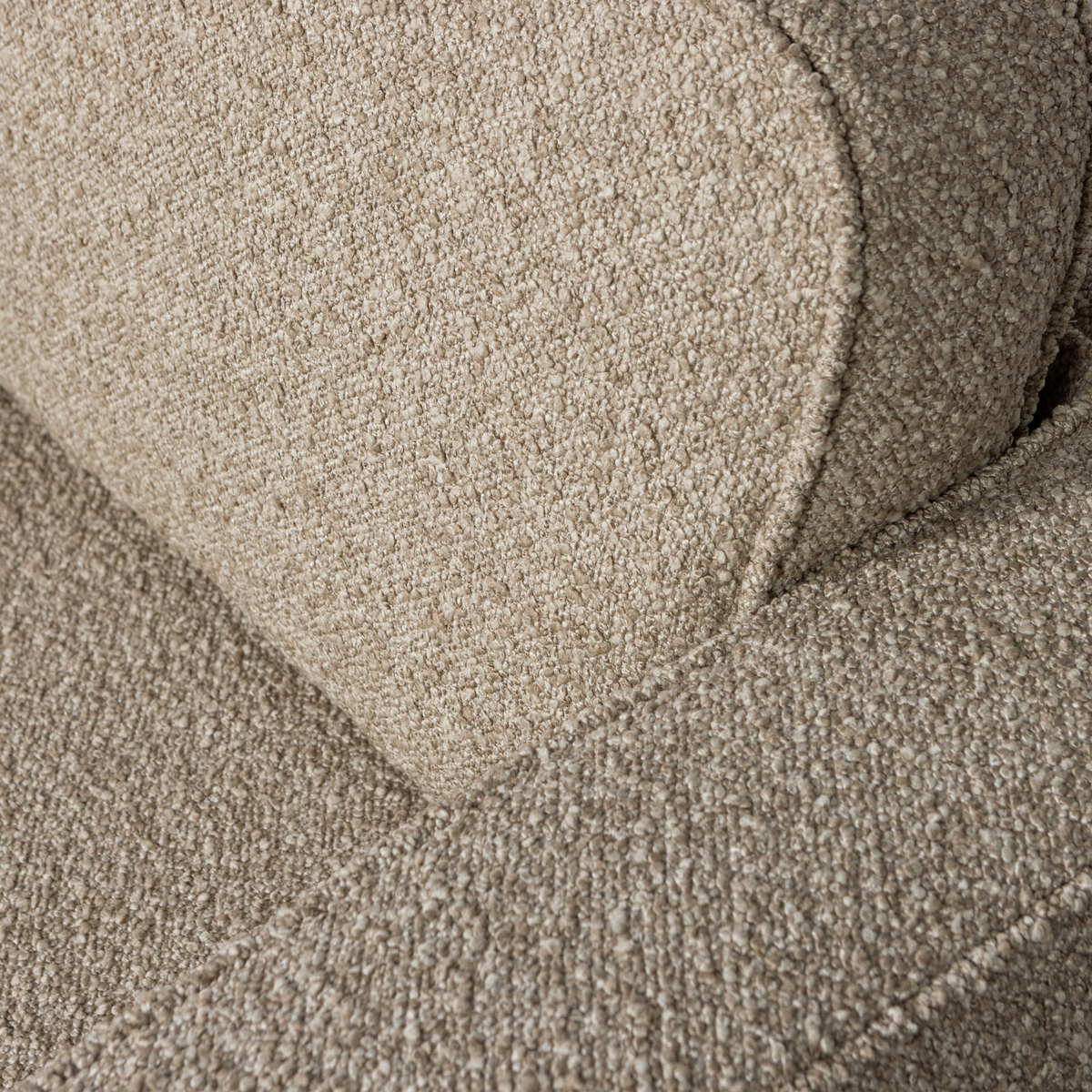 Fotel LAZY obrotowy boucle piaskowy – ujęcie 5