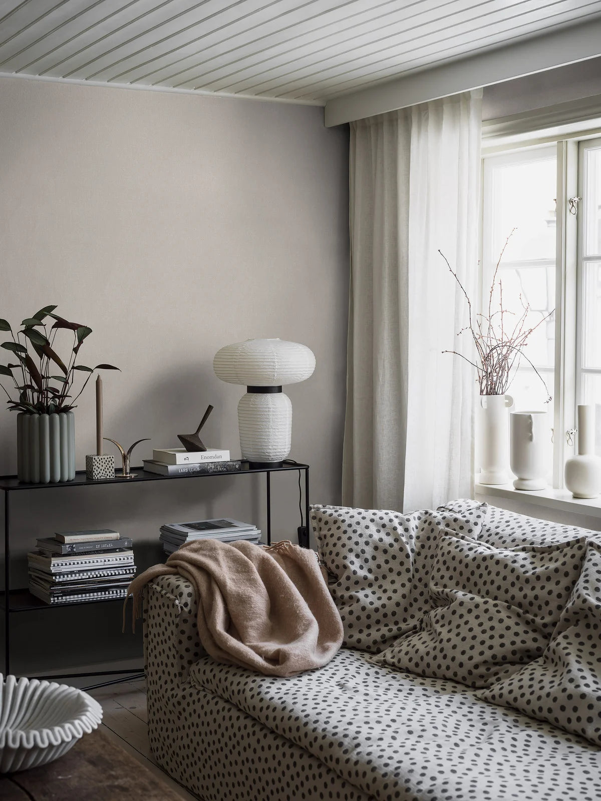 Structural wallpaper imitating linen - SOAPED OAK light oak