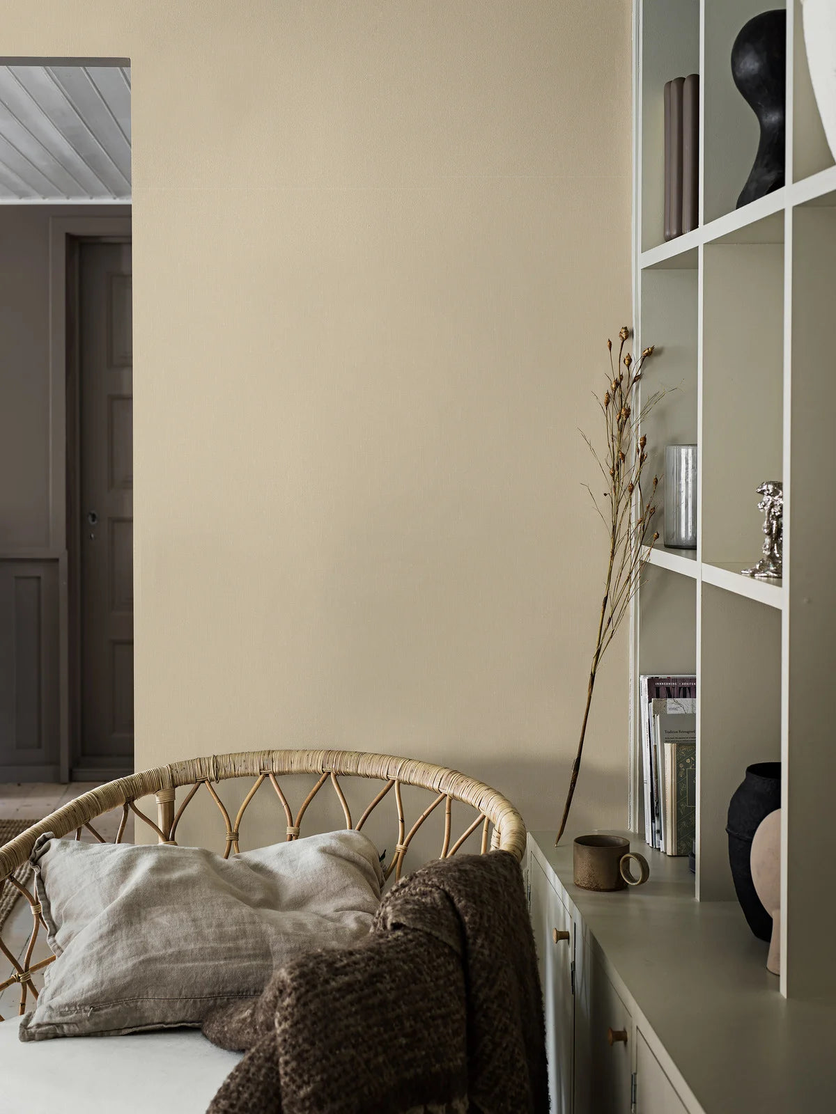 Structuurbehang dat linnen imiteert LINEN - ZOMERGEEL gedempt geel