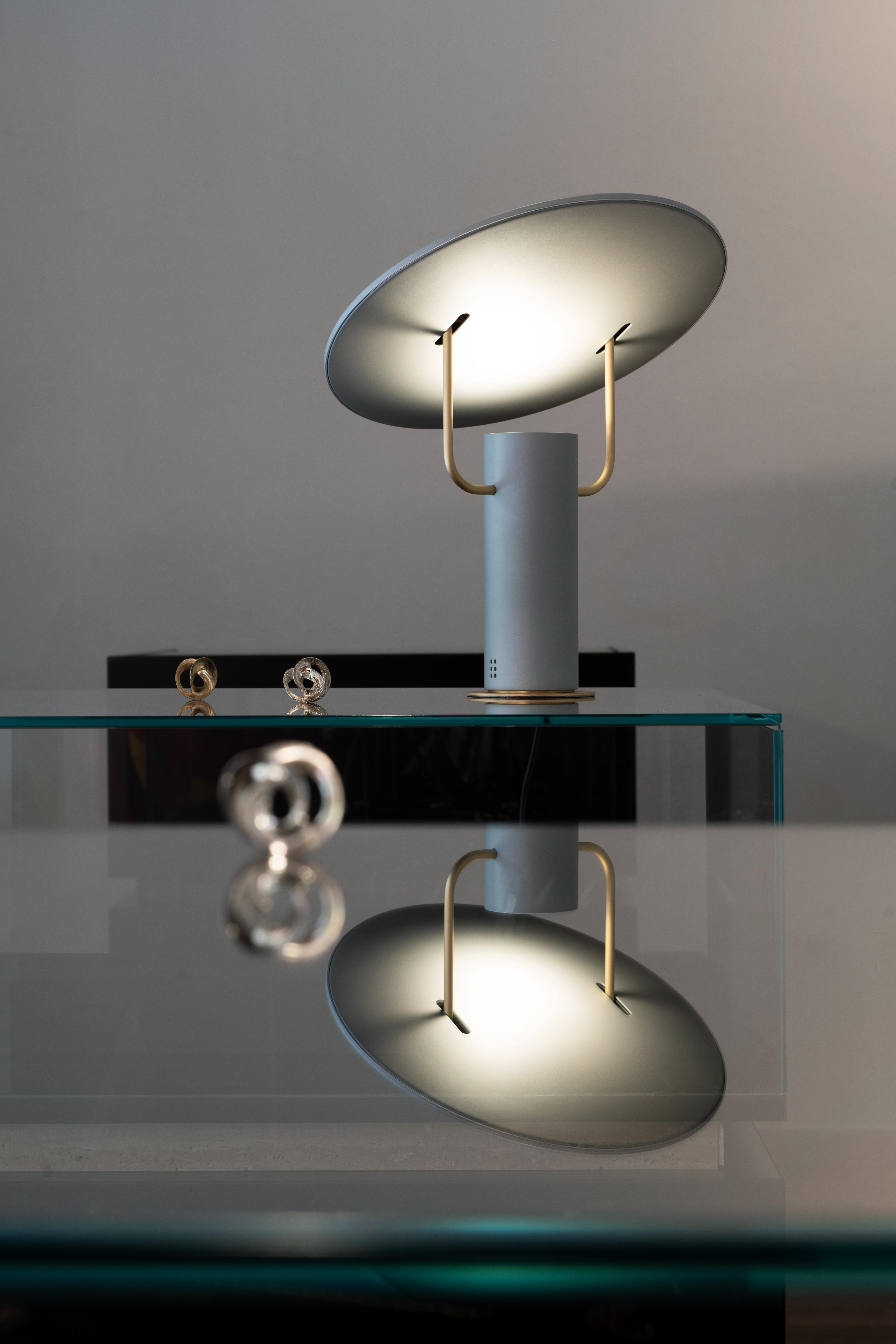 Tischlampe TX1 in Weiß
