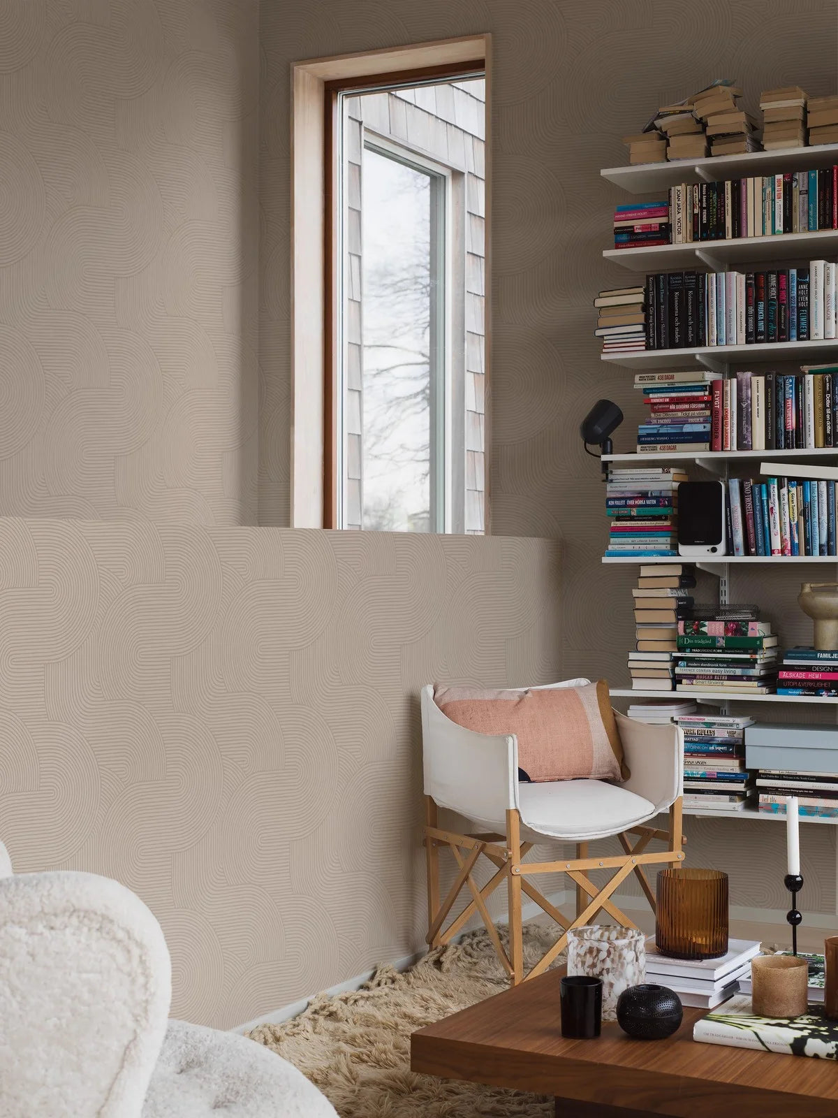 Tapeta flizelinowa papierowa z geometrycznym wzorem ZEN ciemny beżowy