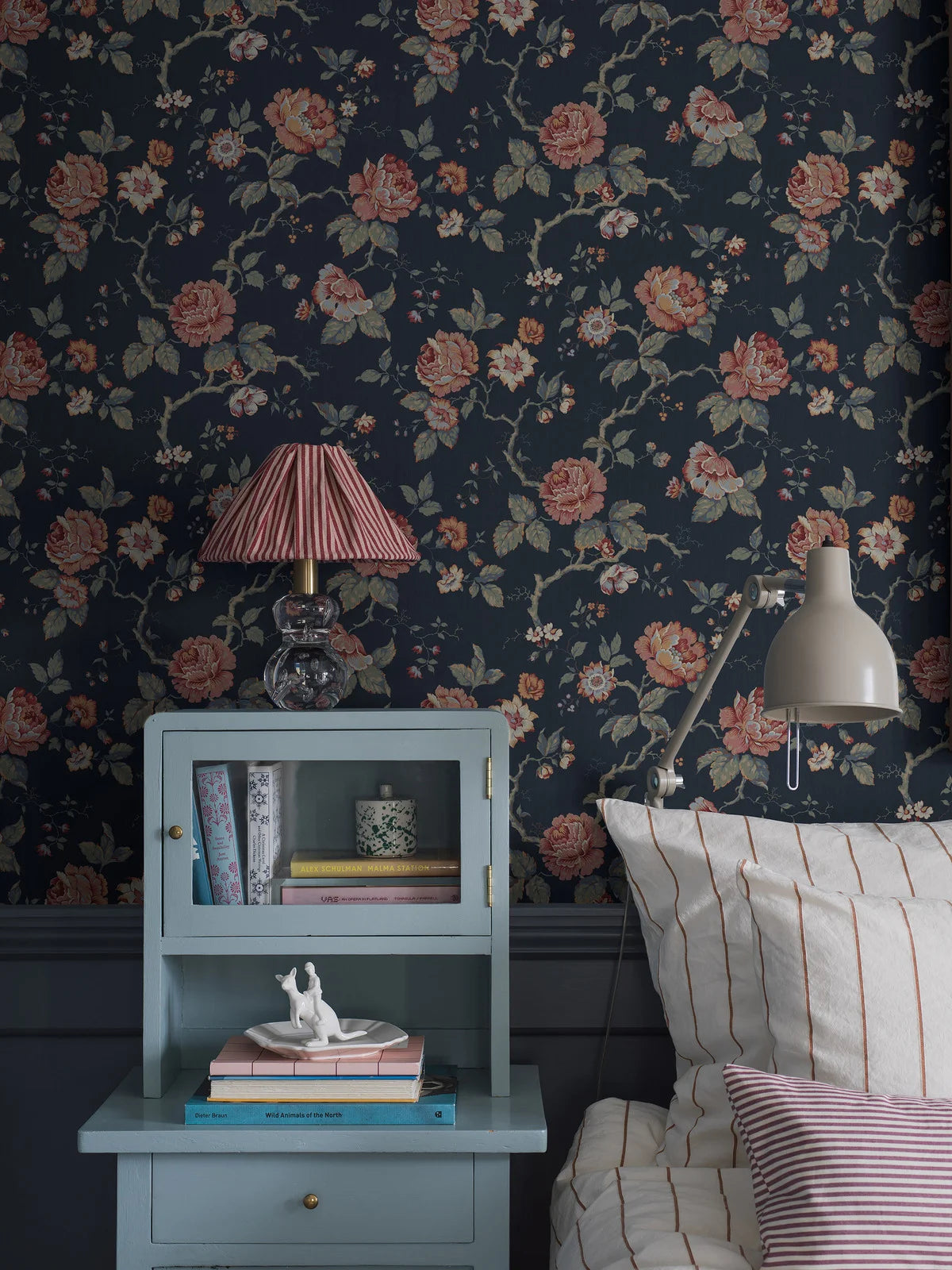 Behang met plantenmotief ROSENTRAD marineblauw