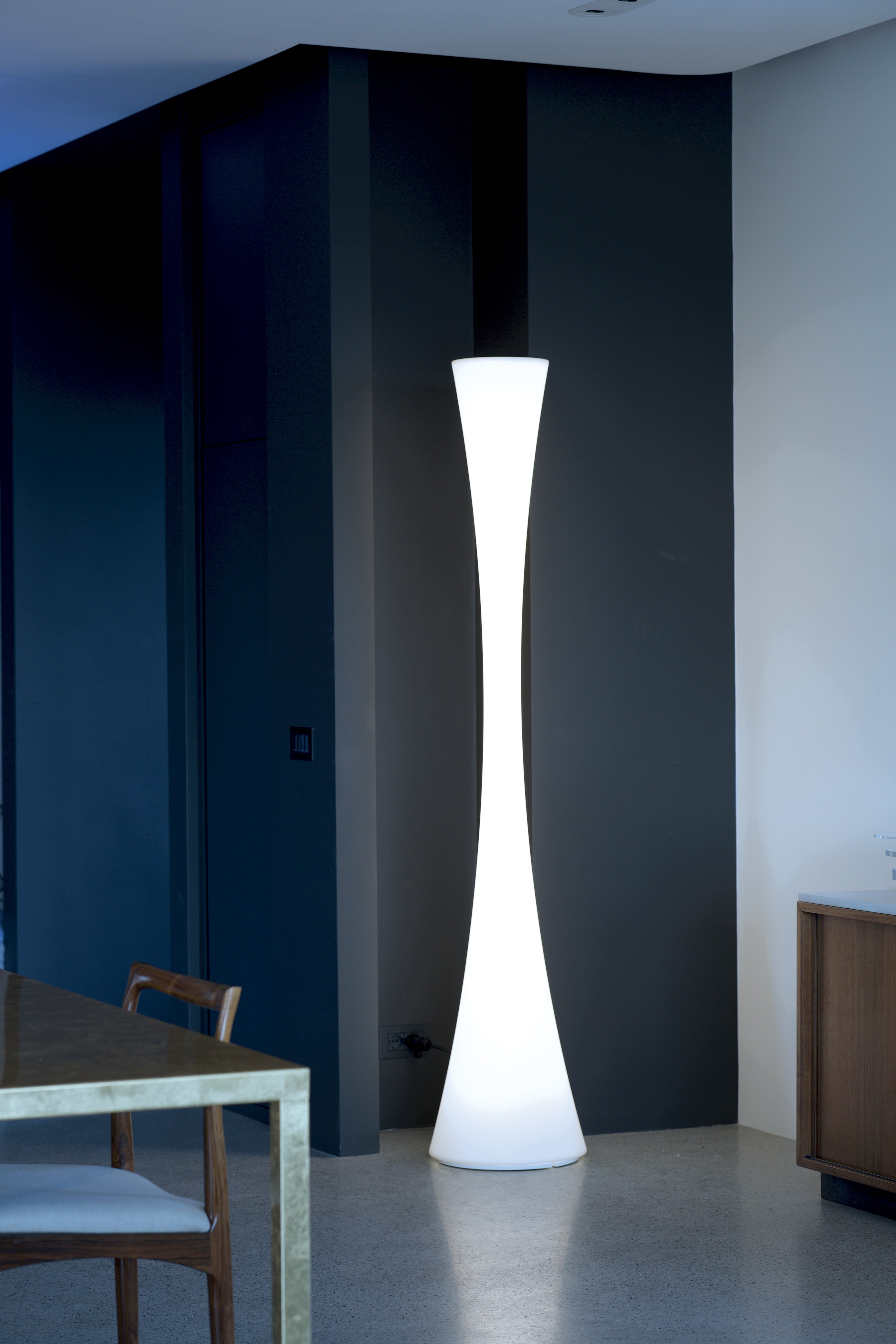 BICONICA Vloerlamp in glanzend wit