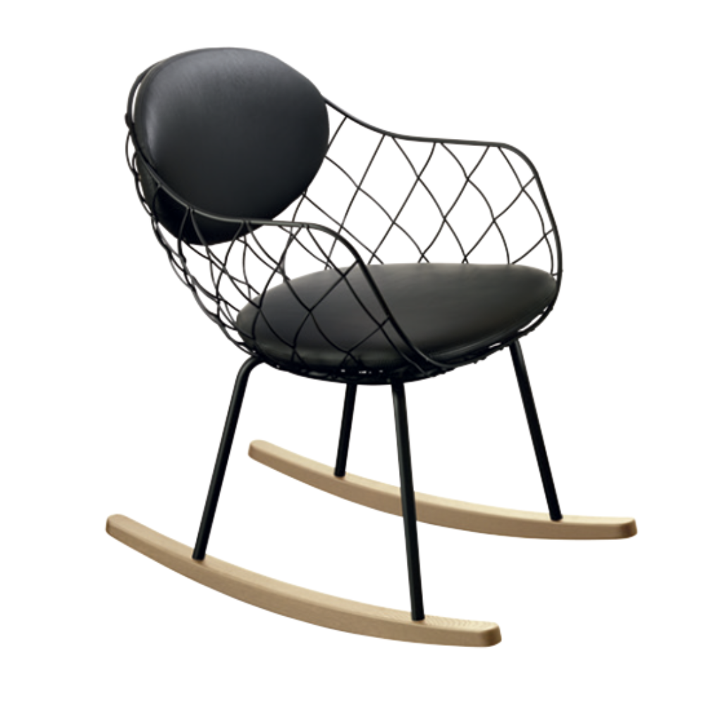 PIÑA rocking chair in black leather with an ash base