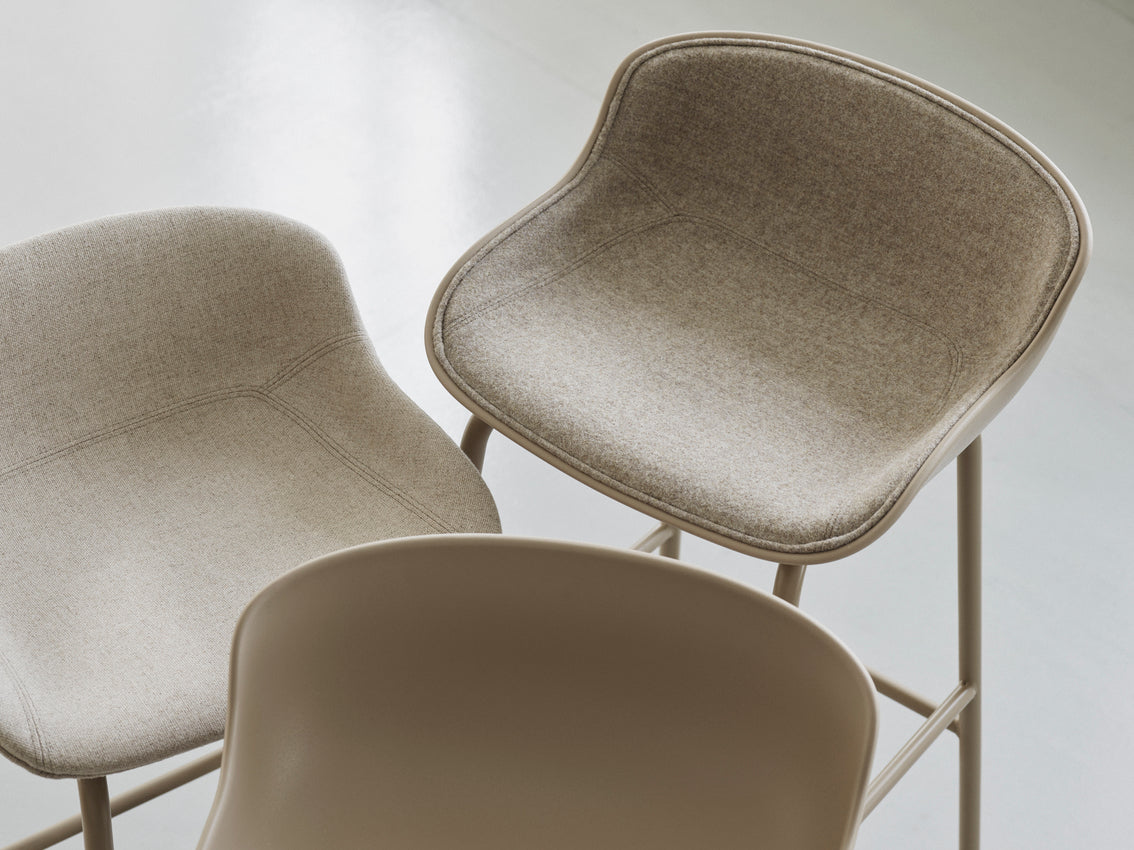 Hyg Upholstered Bar Chair