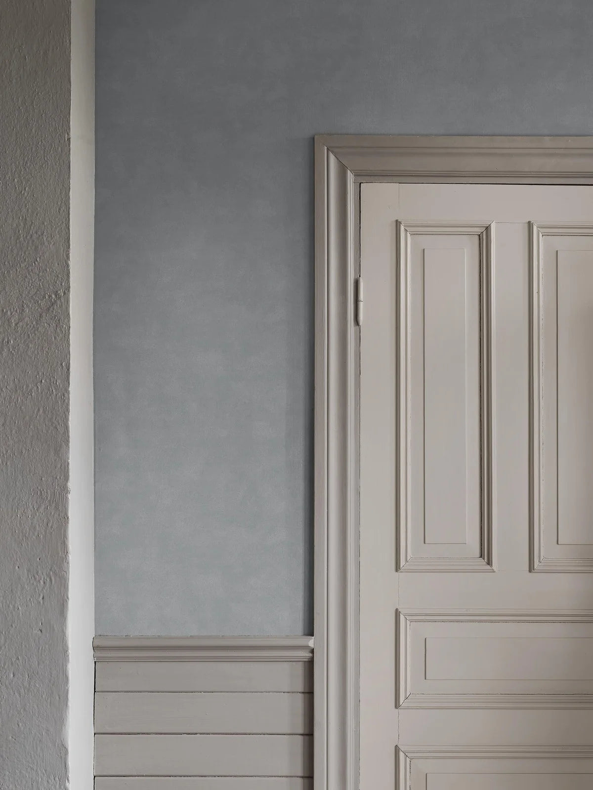 Canvas-like Wallpaper SHADES - CELESTITE muted blue