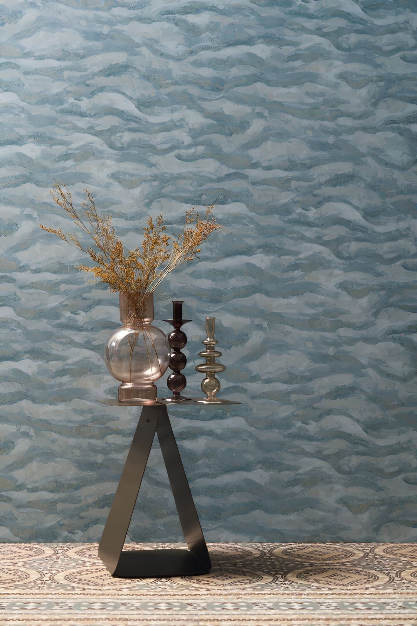 SOHAR Wallpaper with Abstract Sea Wave Pattern - Sky Blue with Gold