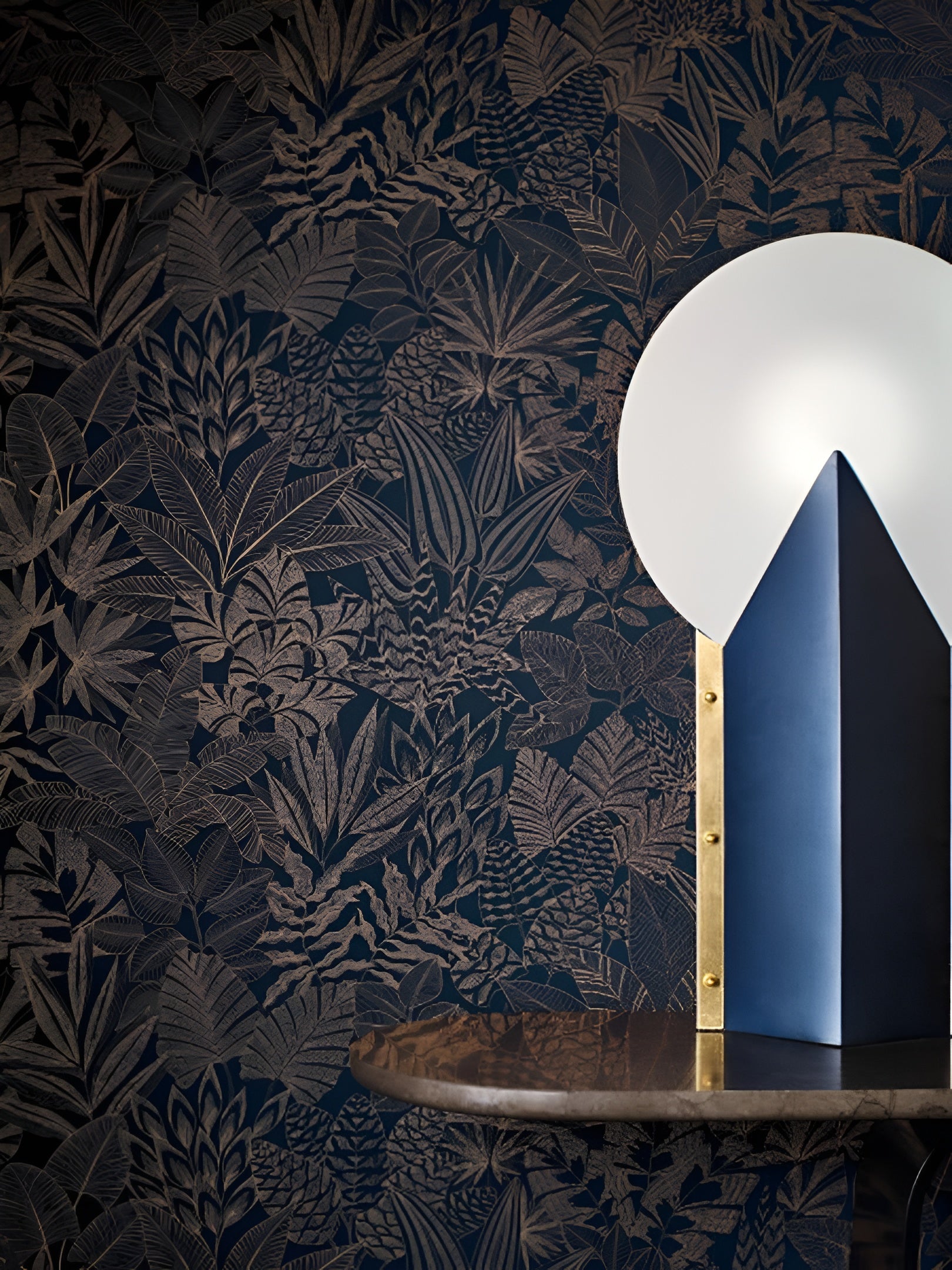 Floral Pattern Wallpaper DOUM - EMARINE/DORE Navy with Gold