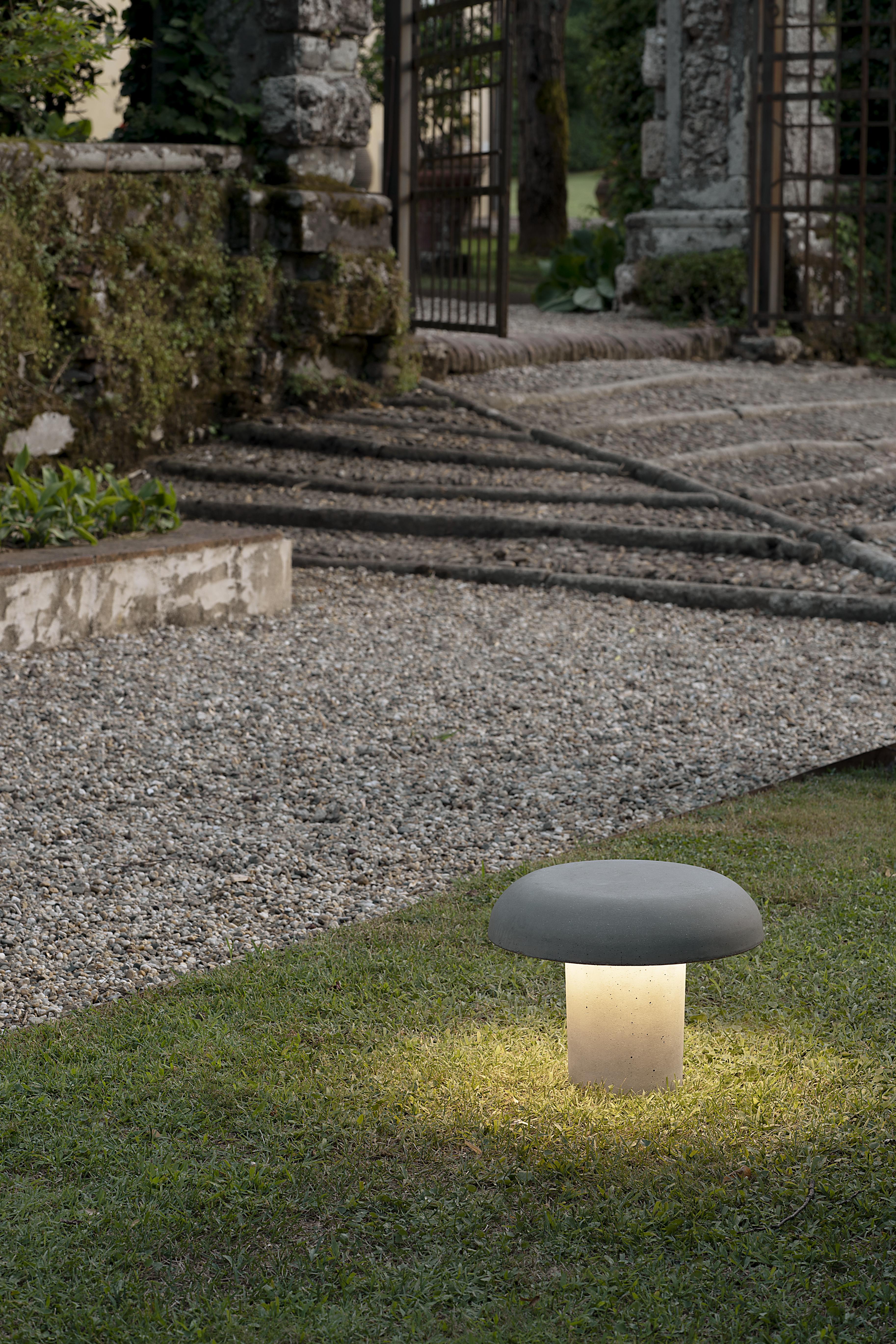 Außenlampe AMANITA grauer Beton
