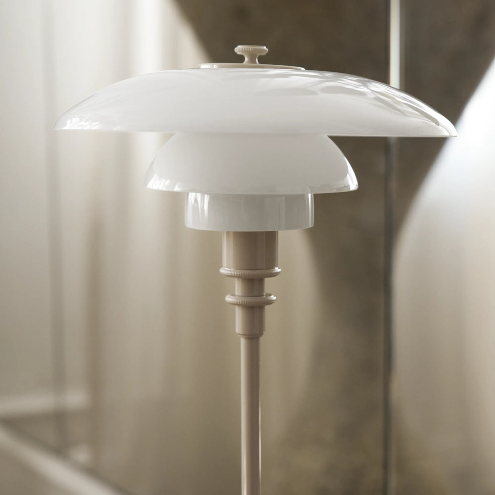 Tafellamp PH 2/1 wit met beige voet