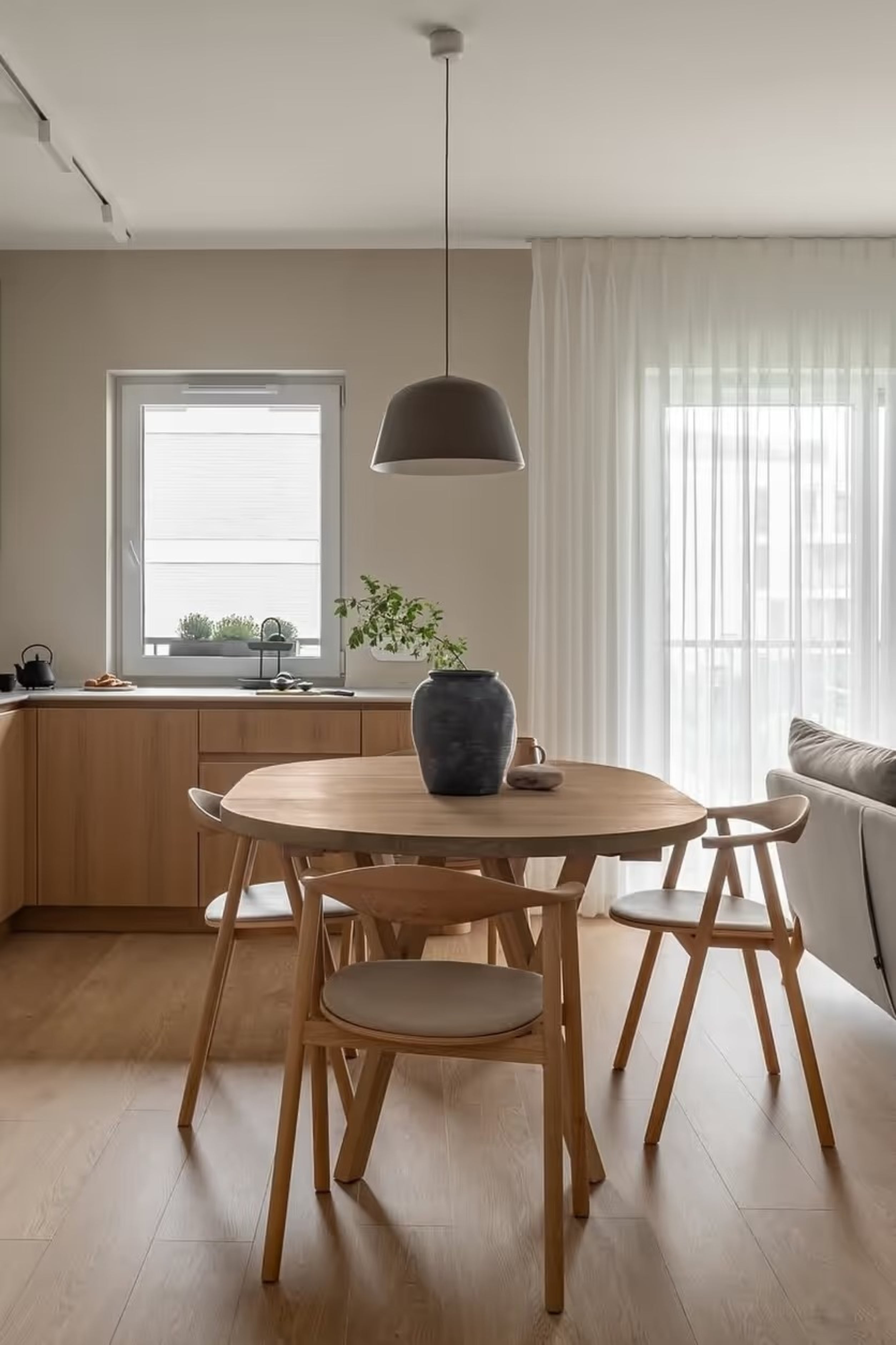 Ronde tafel GLORIA van eikenhout