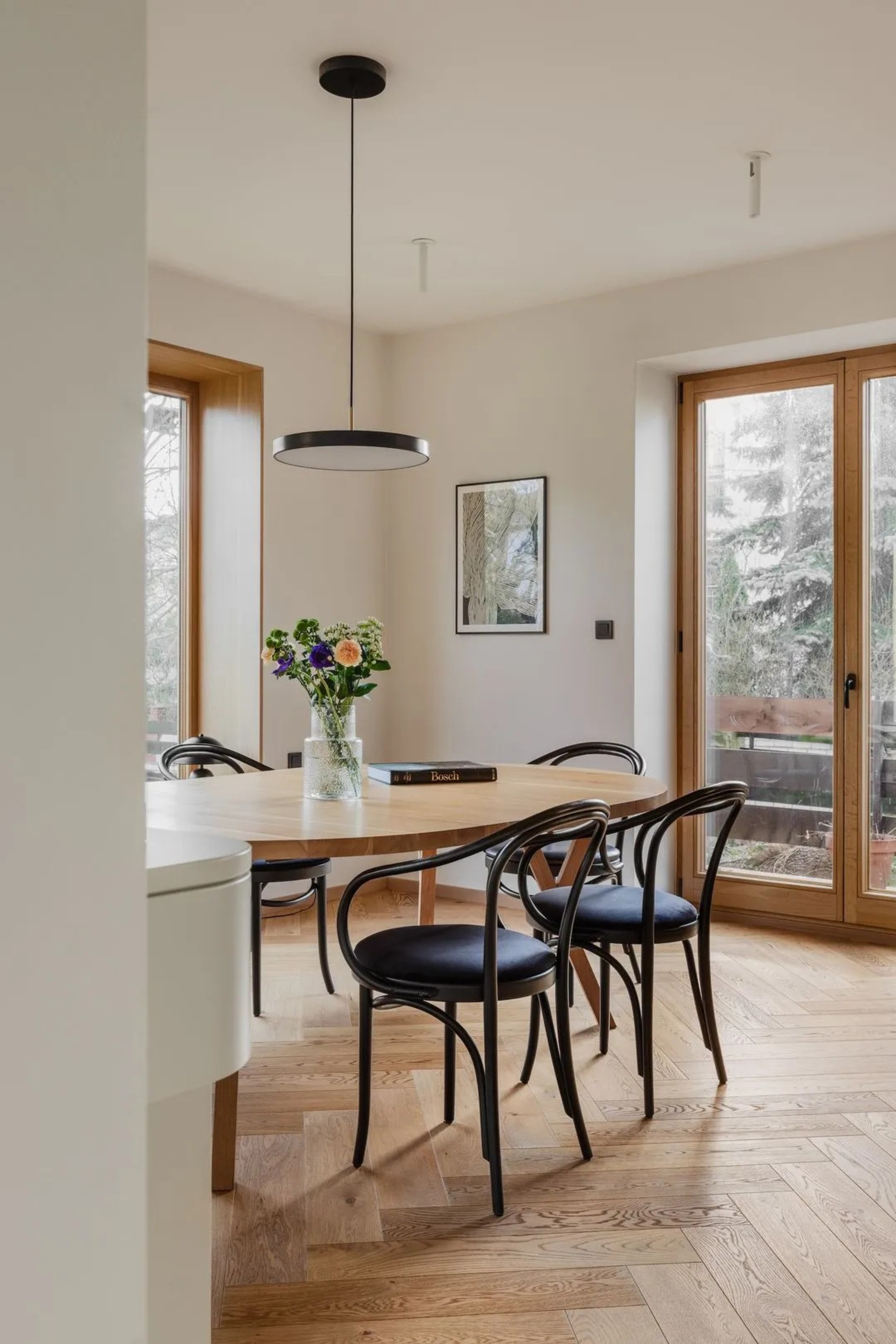 Ronde tafel GLORIA van eikenhout