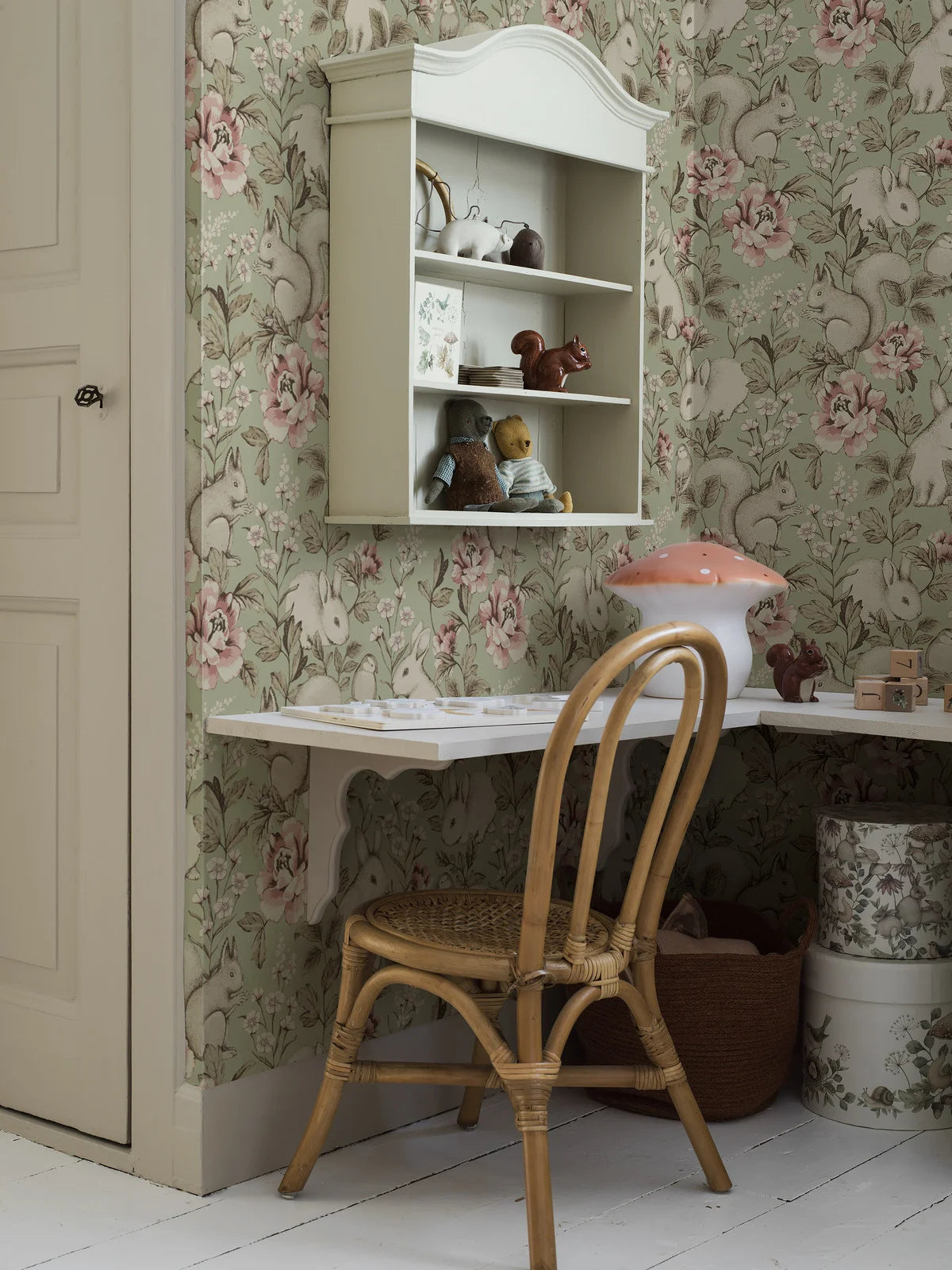 Kinderbehang met planten- en dierenmotief MAGIC FOREST lichtgroen