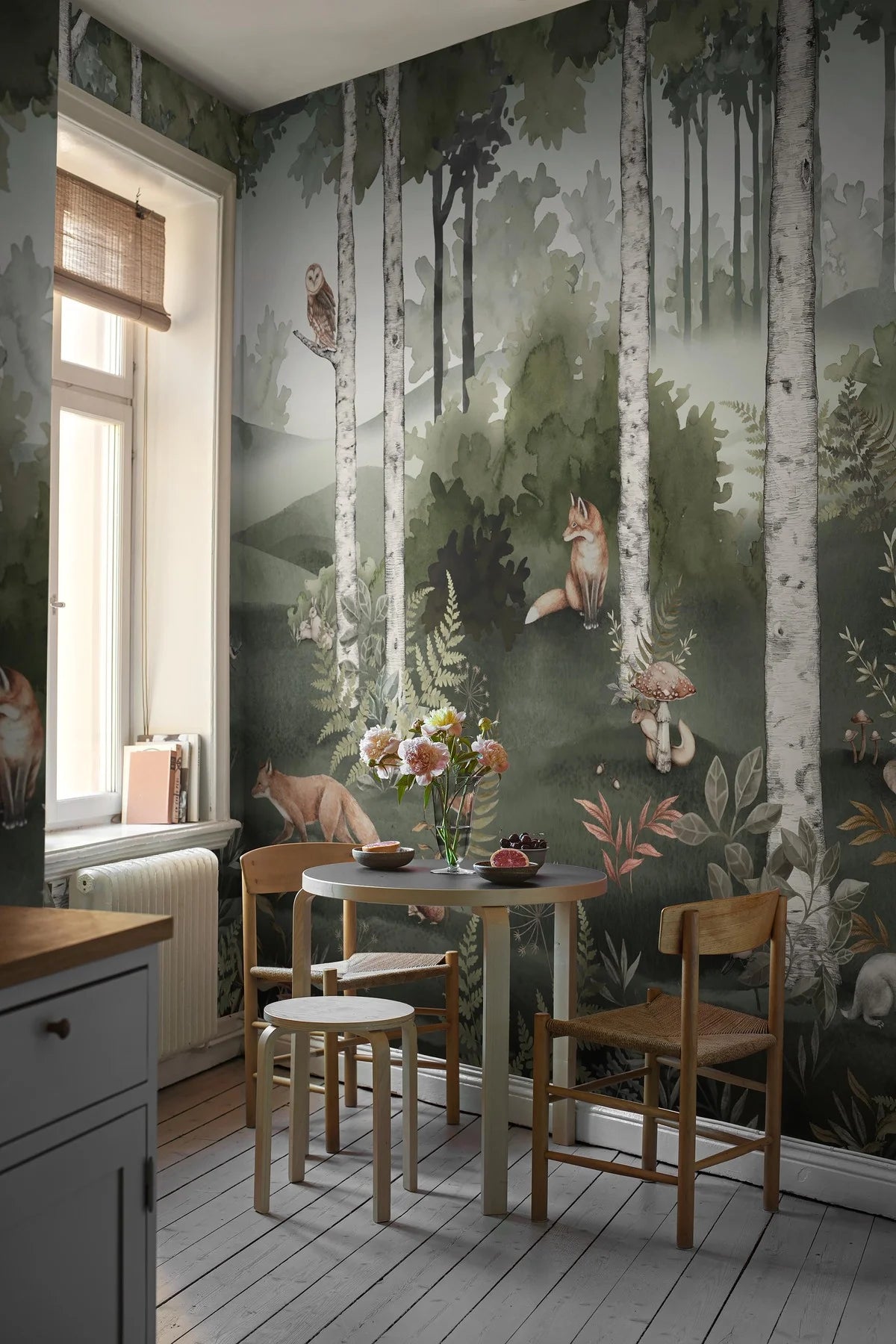 Children's mural with a plant motif WILD FOREST green