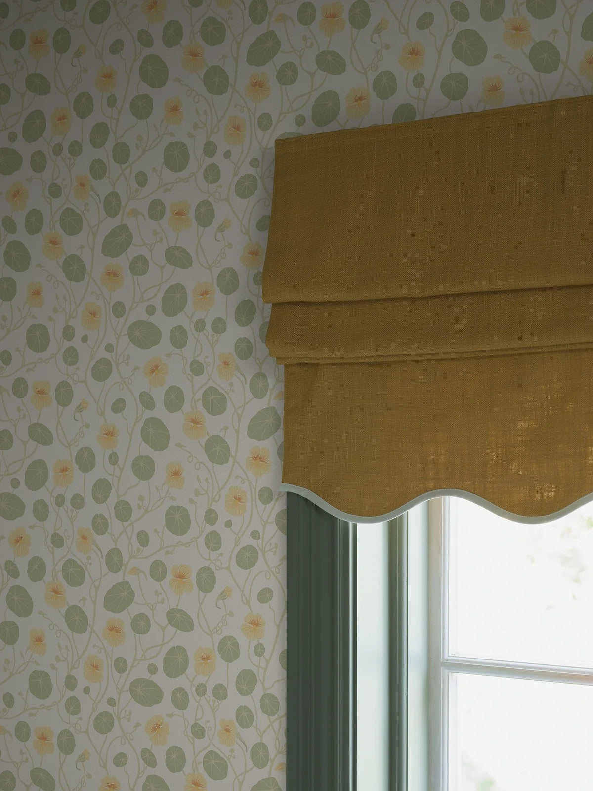 Wanddecoratie met plantmotief in bloemen KRASSE wit met groen en geel