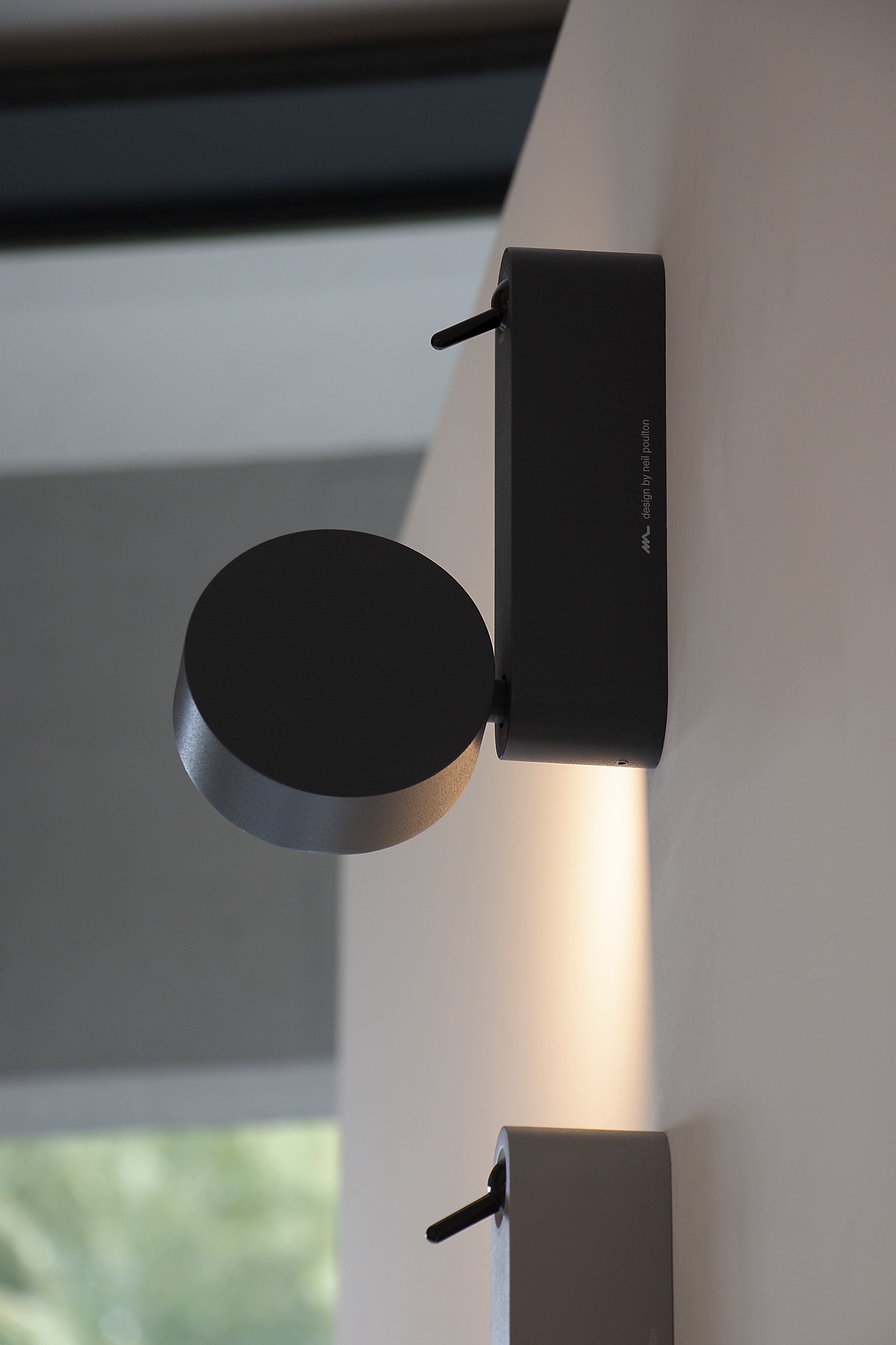 Wandlampe TOGGLE in Anthrazit