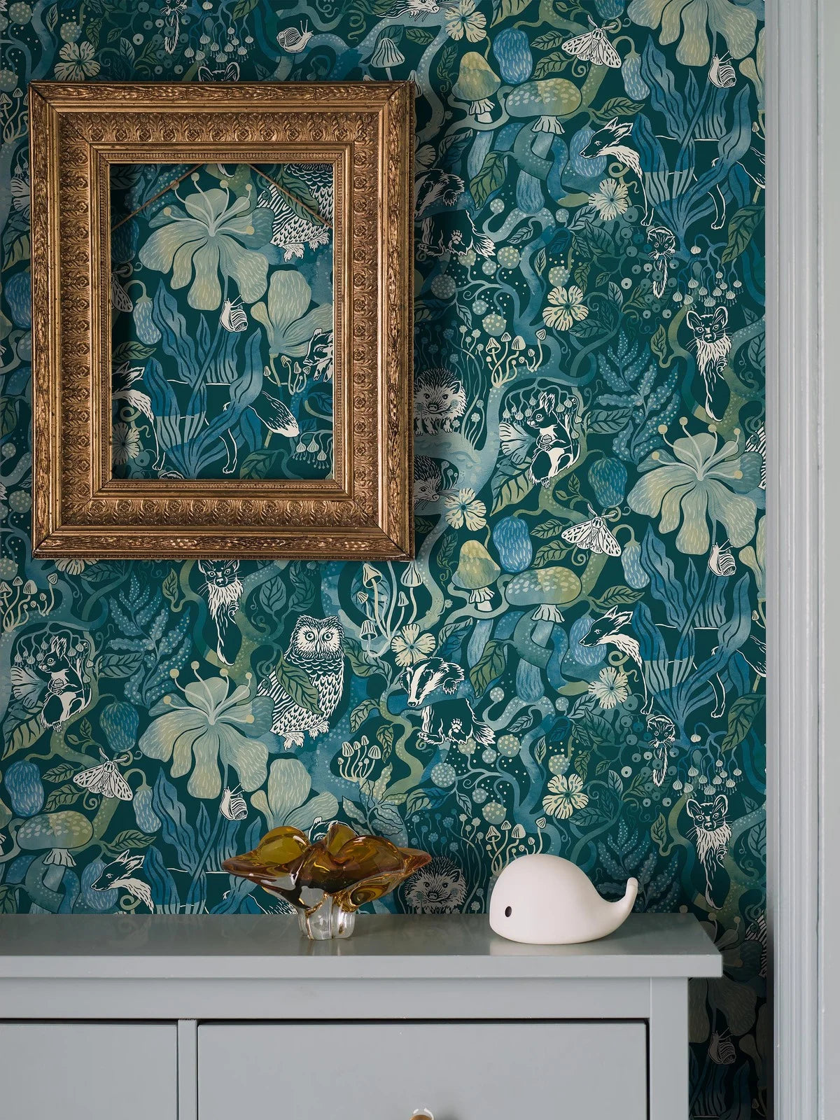 Kindertapijt met een sprookjesachtig bosmotief MAGIC WOODS turkoois