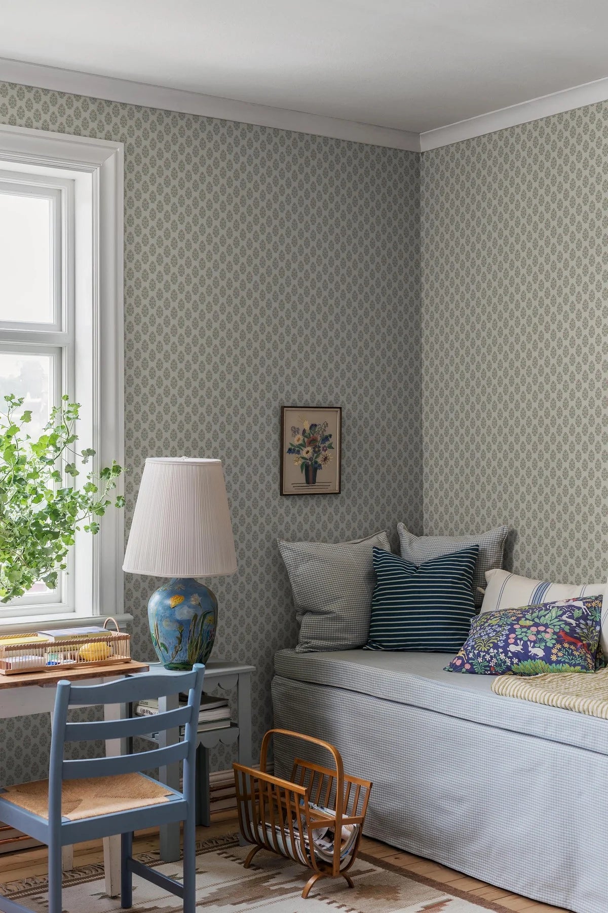 Tapete mit floralem Muster SIBYLLA in Creme mit Rosa