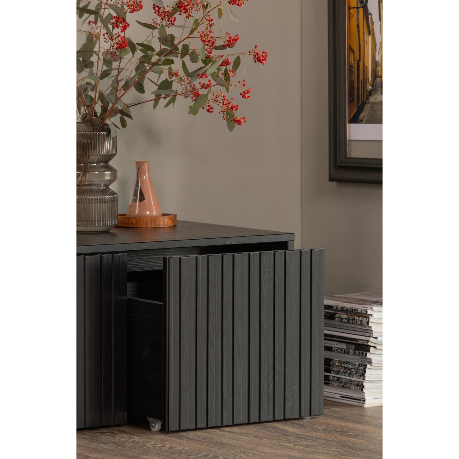 Bank mit Gravurschubladen schwarzer Kiefernholz