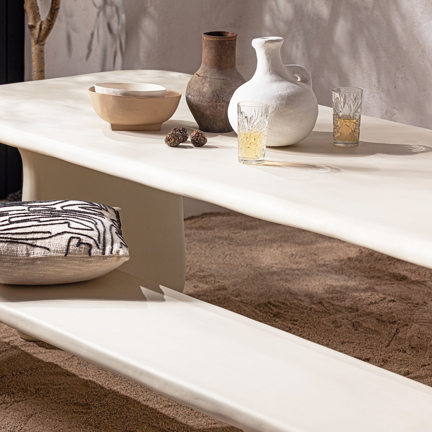 Tisch LOGGIA cremefarben