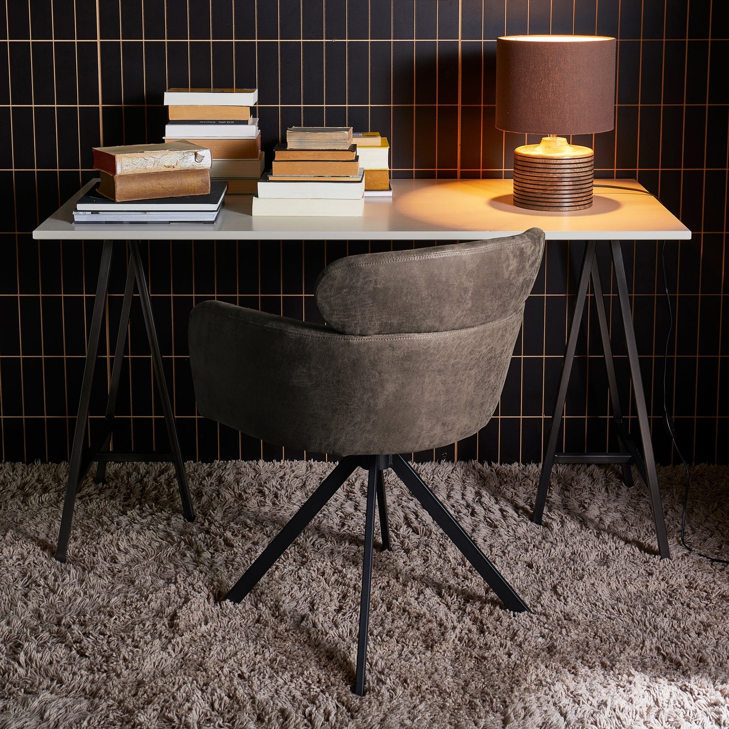 Krzesło obrotowe FENNE szara ekoskóra