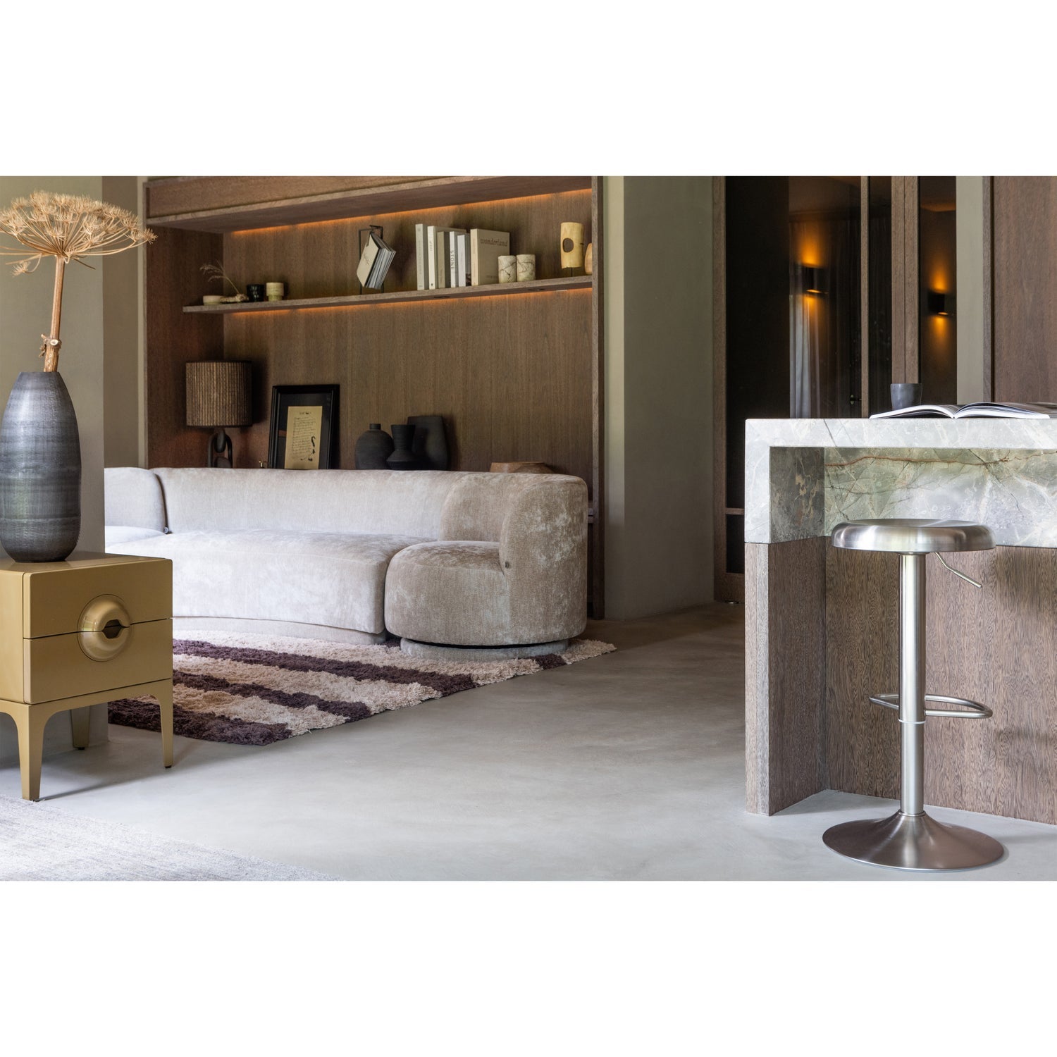 Nachttisch MERGE dunkler Honig