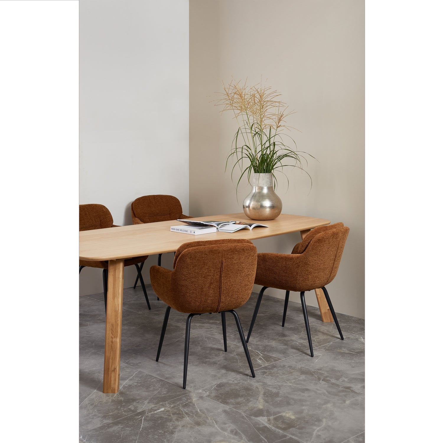 Ovale tafel TABLO gelijmd eikenhout