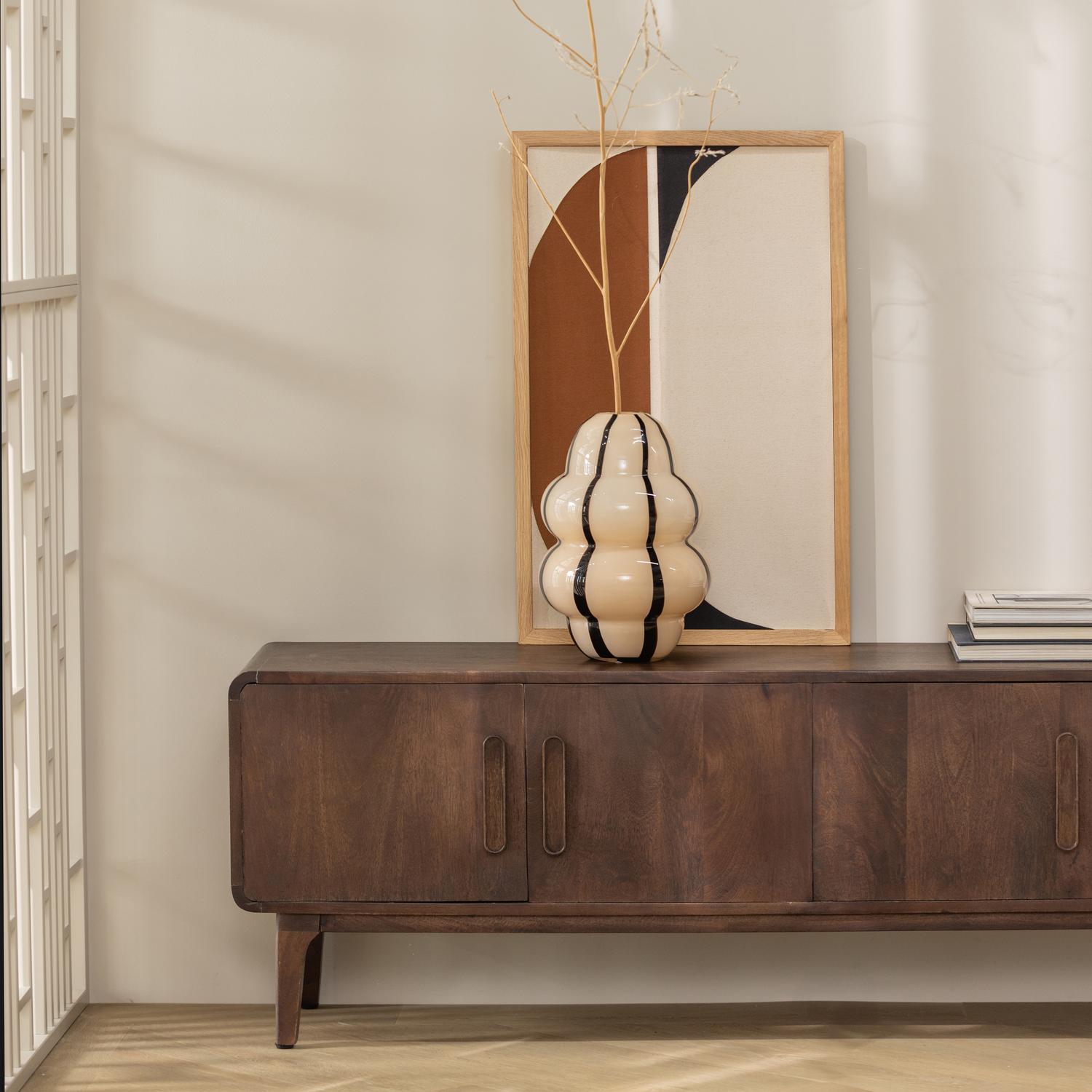 RTV-Sideboard LIYA aus Mangoholz