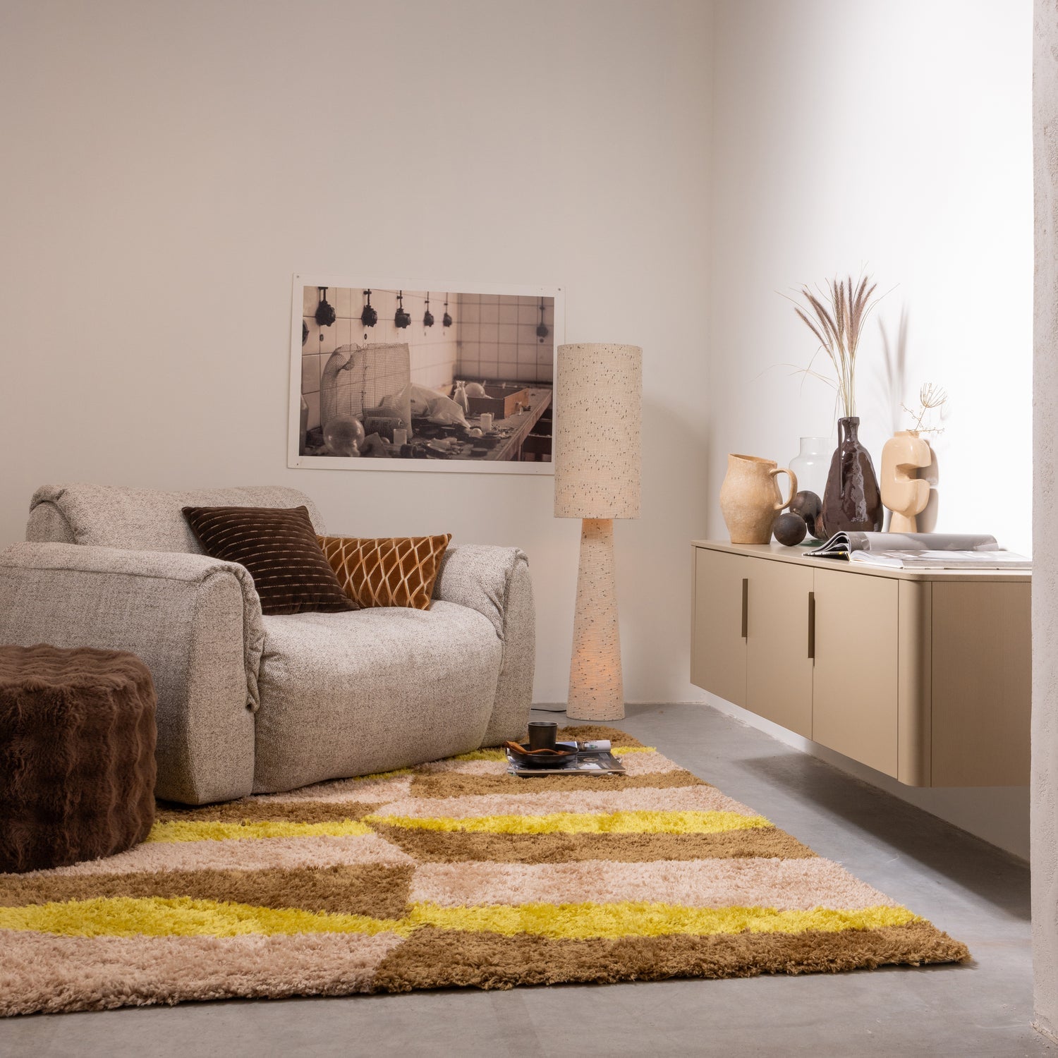 Beige RTV-kast GUNNAR