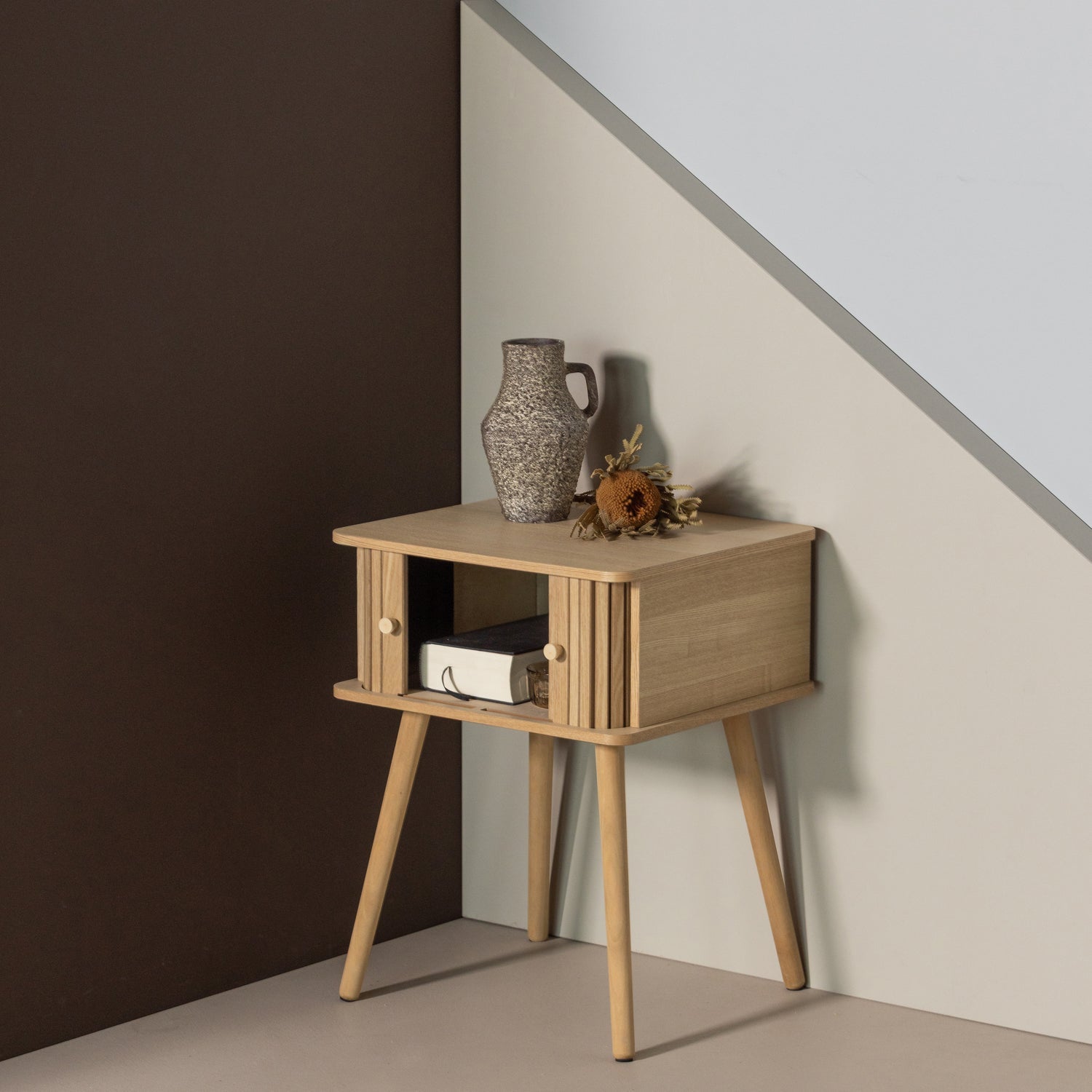 Nachtkastje KARRI hout