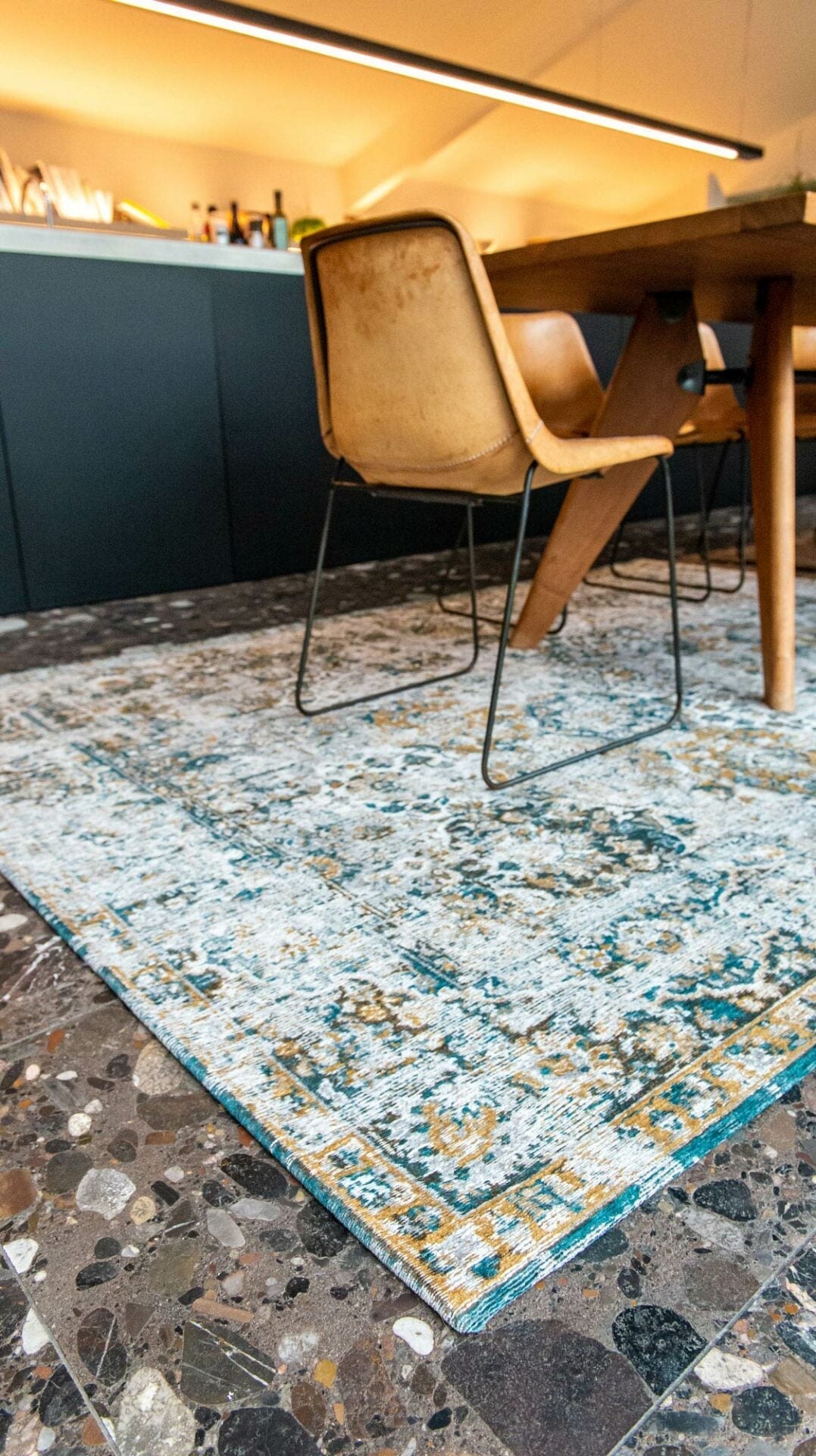 Vloerkleed BAKTHIARI FENER bruin-grijs