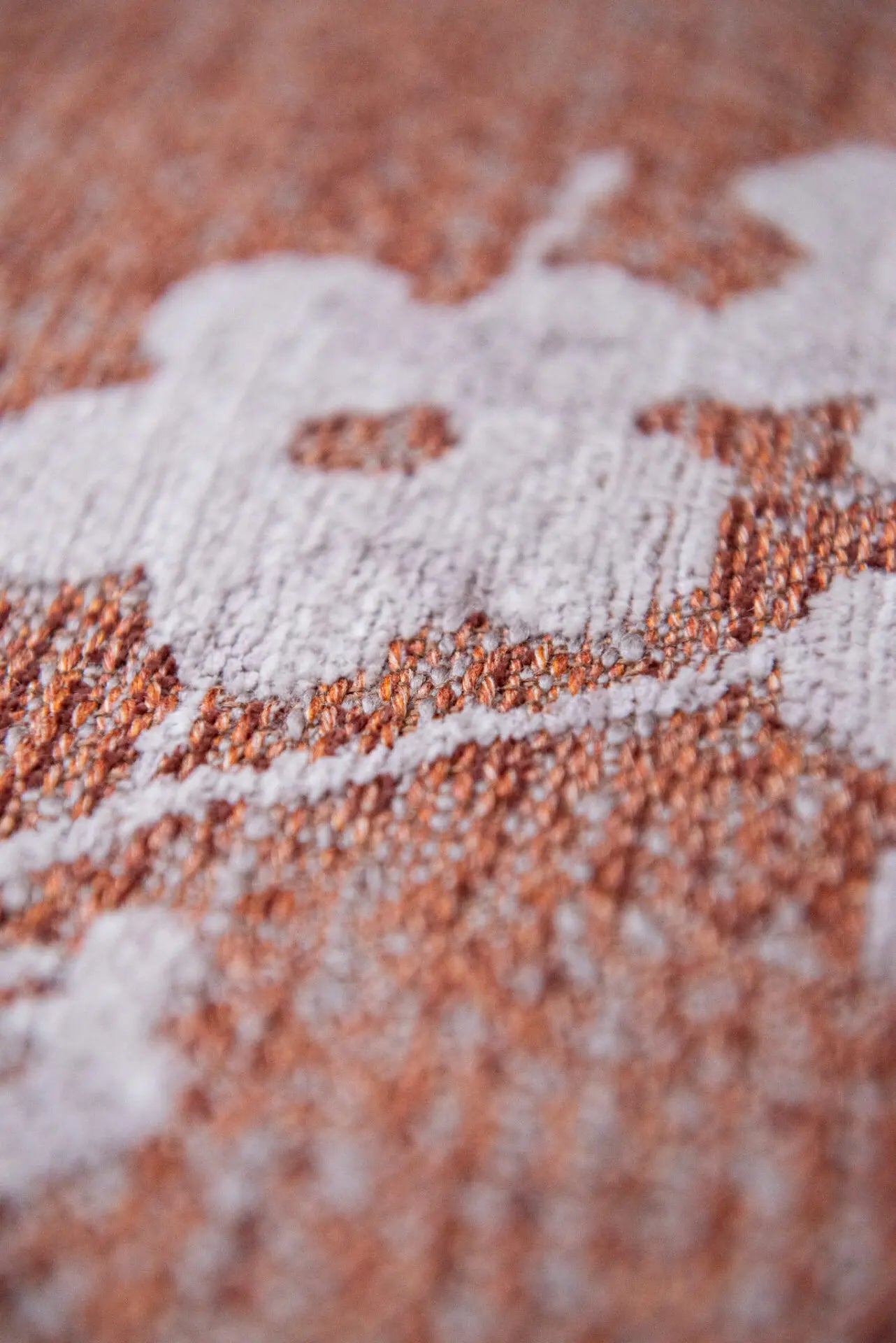 Ovale tapijt SAKURA roze met wit