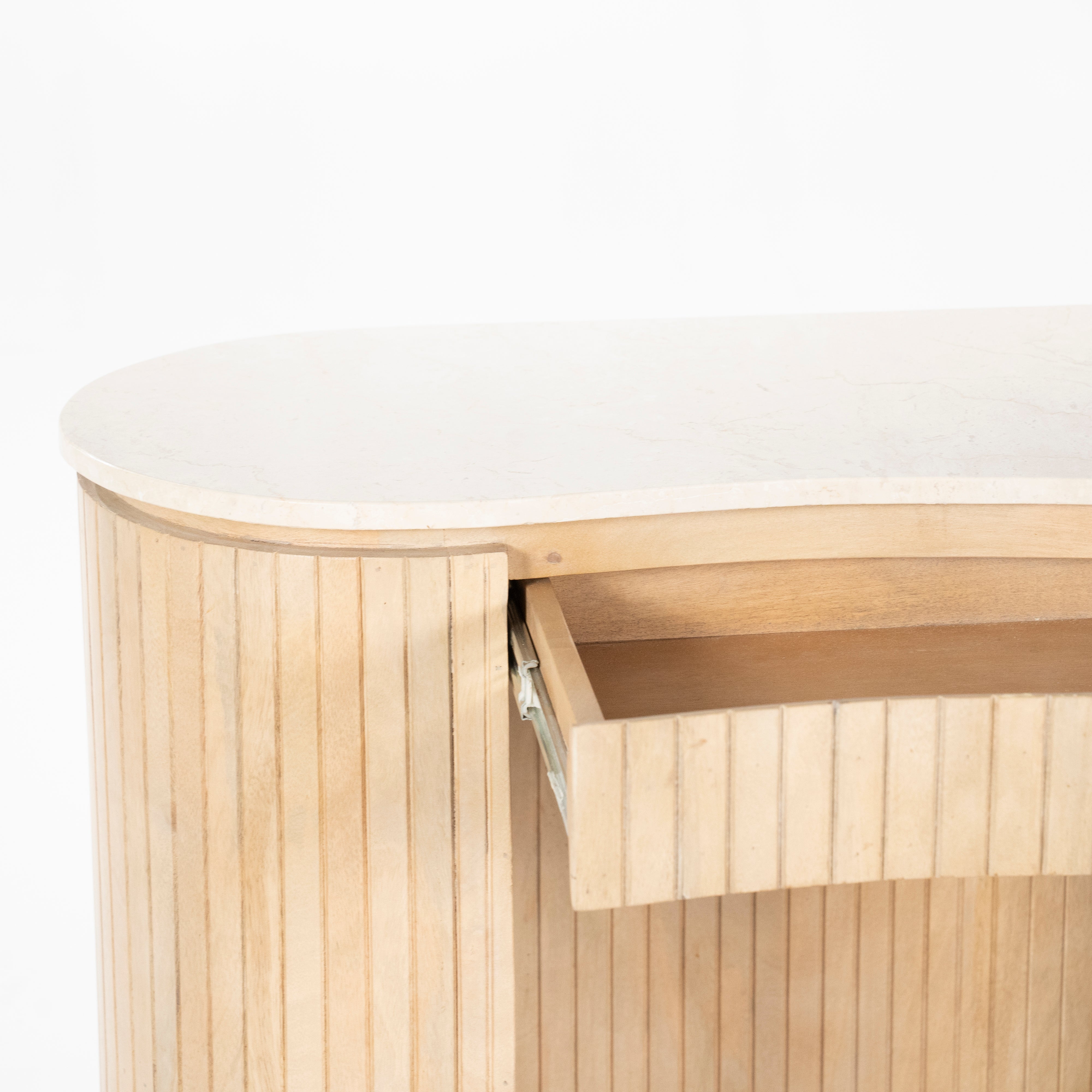 Bureau KIRA van mango-hout met een marmeren blad