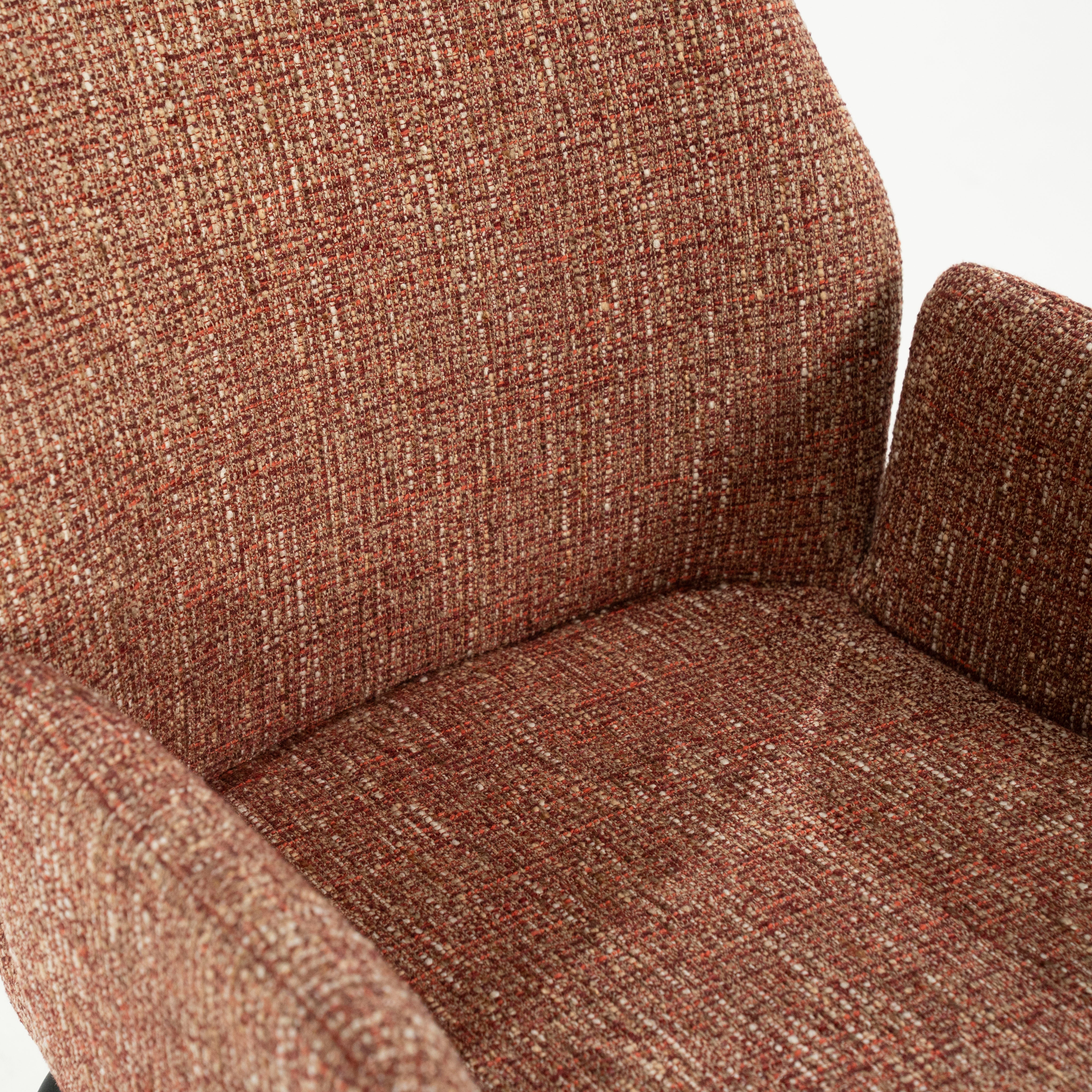 Stuhl INDY Terrakotta mit schwarzem Gestell