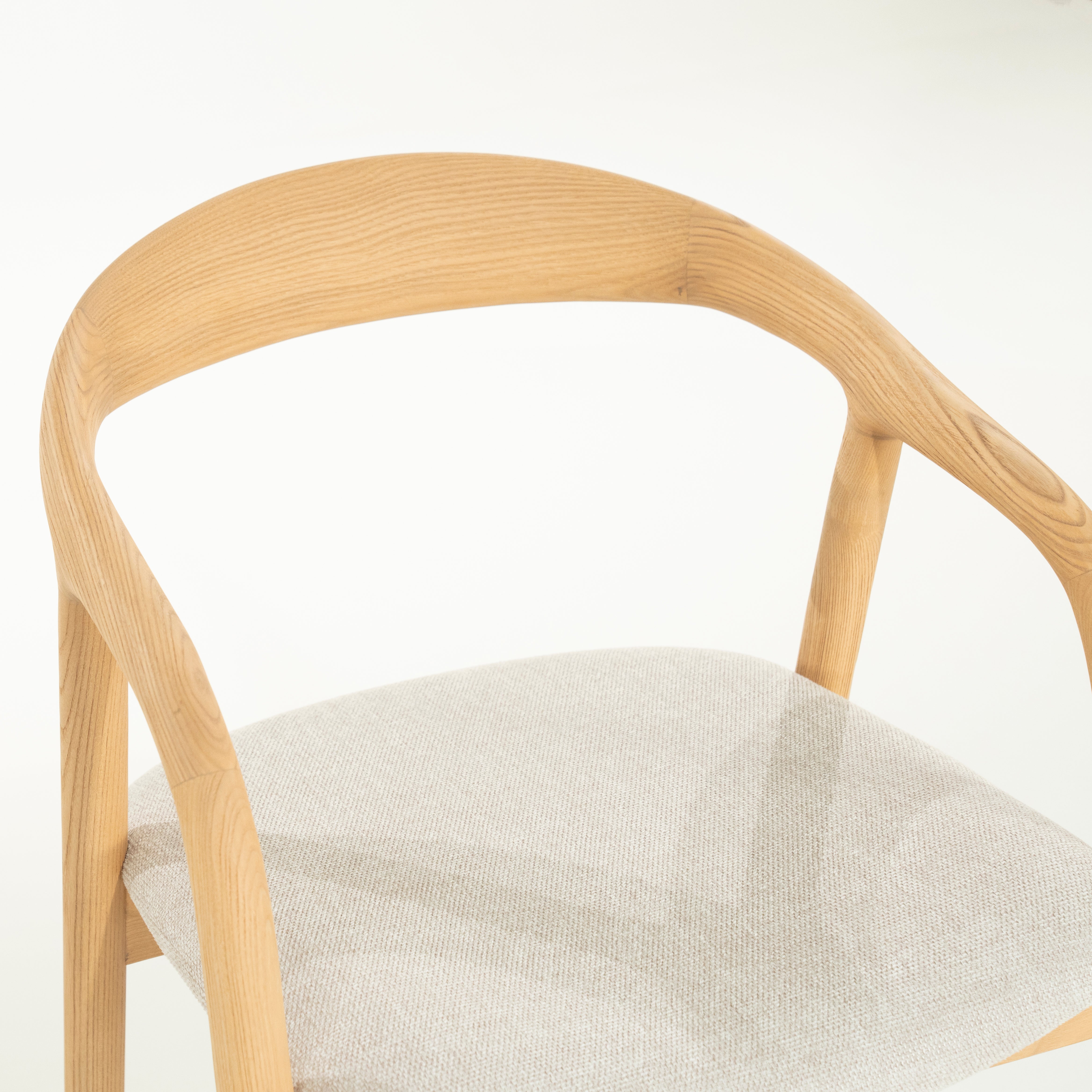 Hocker RAYVEN licht essenhout