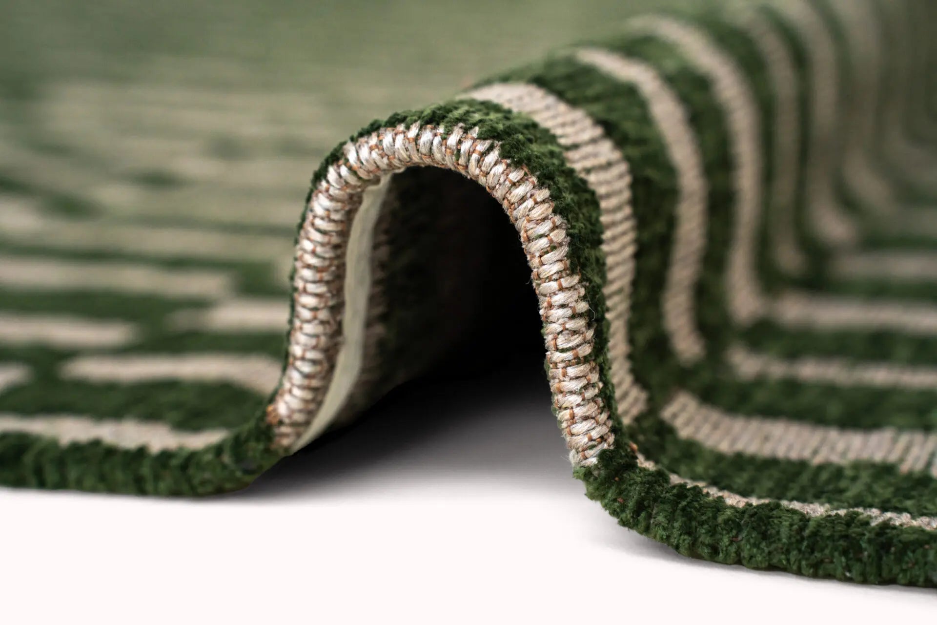 Ovaler Teppich BERBER OASIS grün mit beige