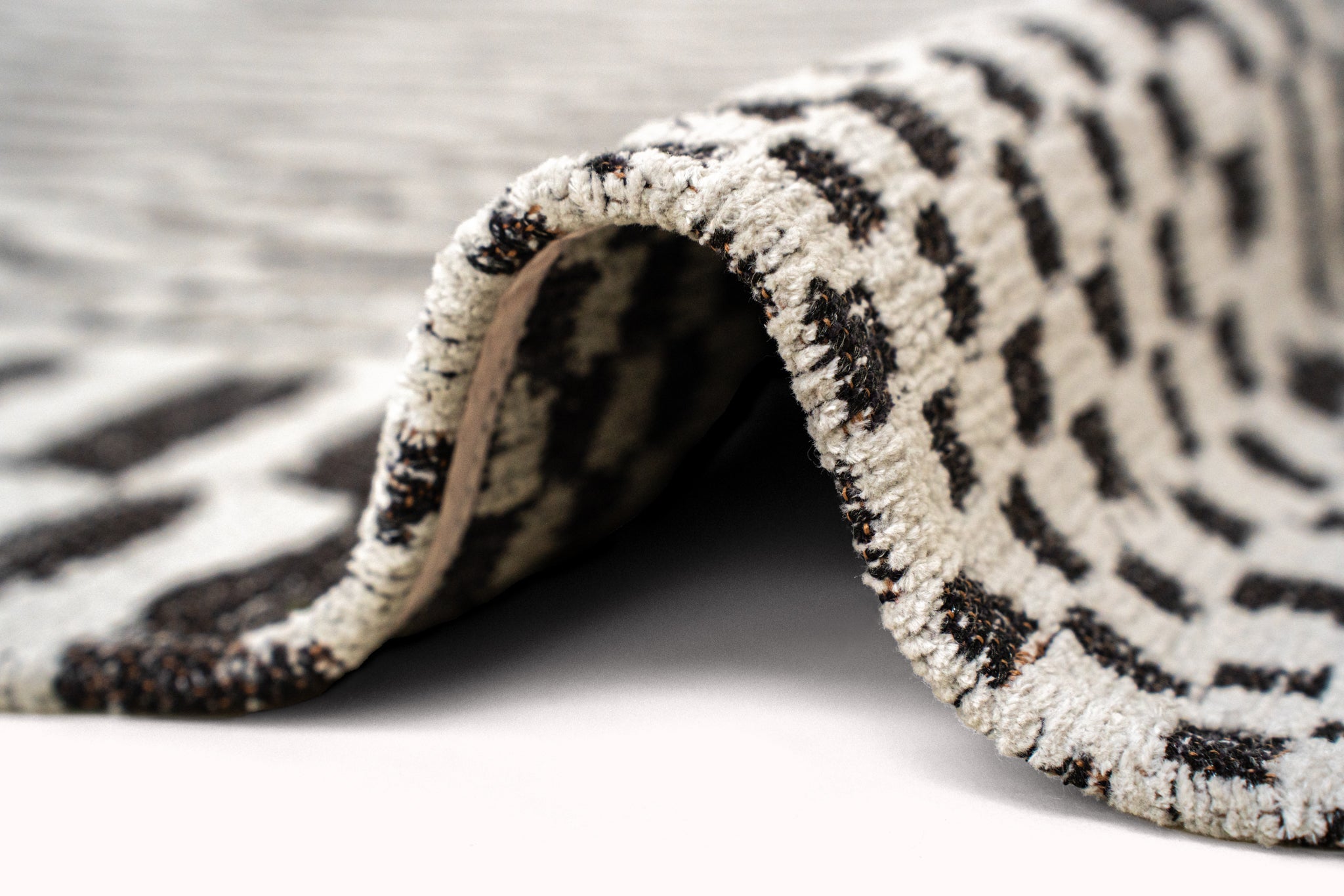 Dywan BERBER CAIDAL złamana biel z ciemnoszarym